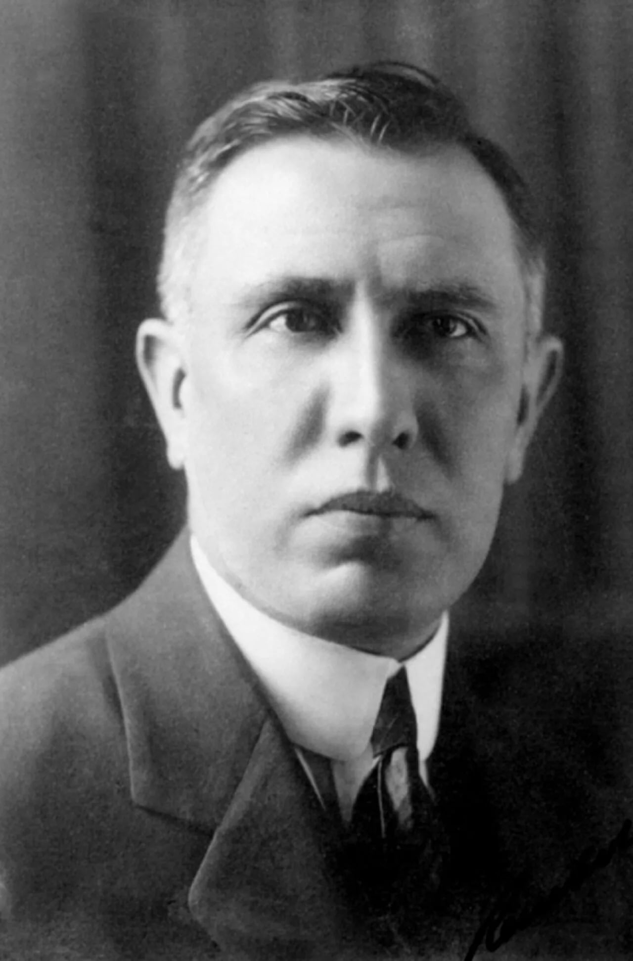 Portrait of Francisco Antonio Encina (1874–1965) – memorial page
