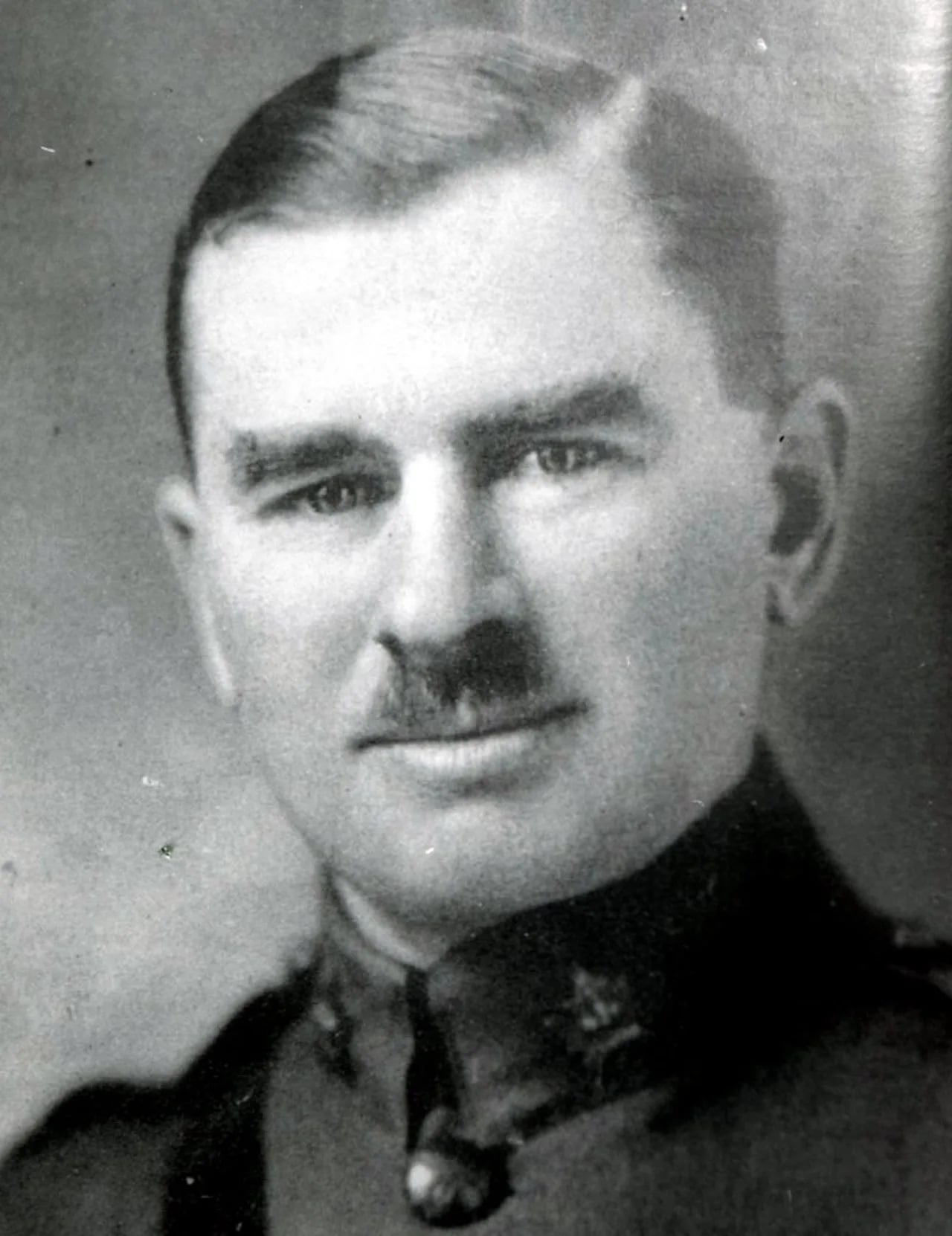 Porträt von Frank McGee (1882–1916) – Gedenkseite