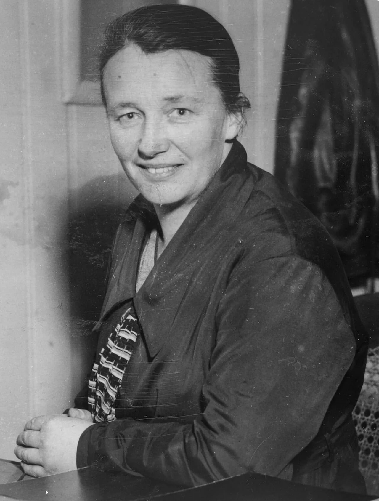 Portrait of Aaslaug Aasland (1890–1962) – memorial page