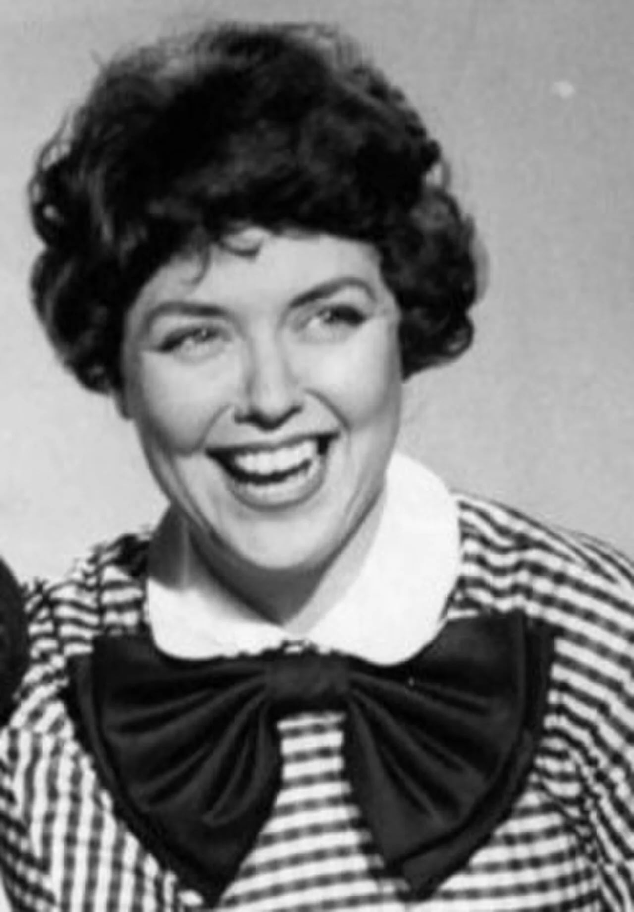 Portrait of Dorothy Loudon (1925–2003) – memorial page