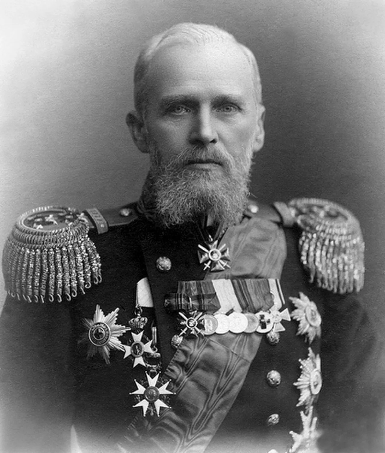 Porträt von Andrei Eberhardt (1856–1919) – Gedenkseite