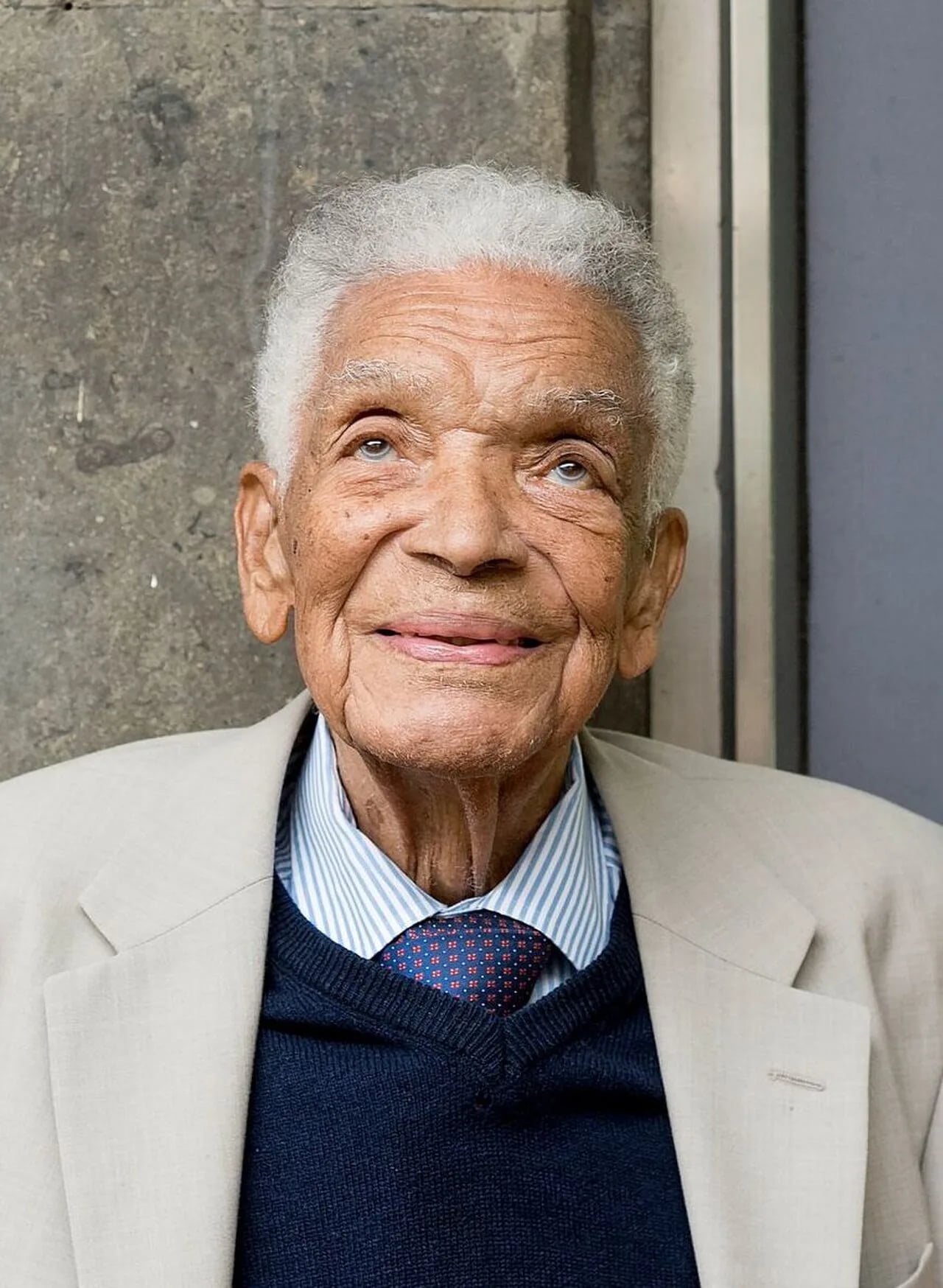 Porträt von Earl Cameron (1917–2020) – Gedenkseite