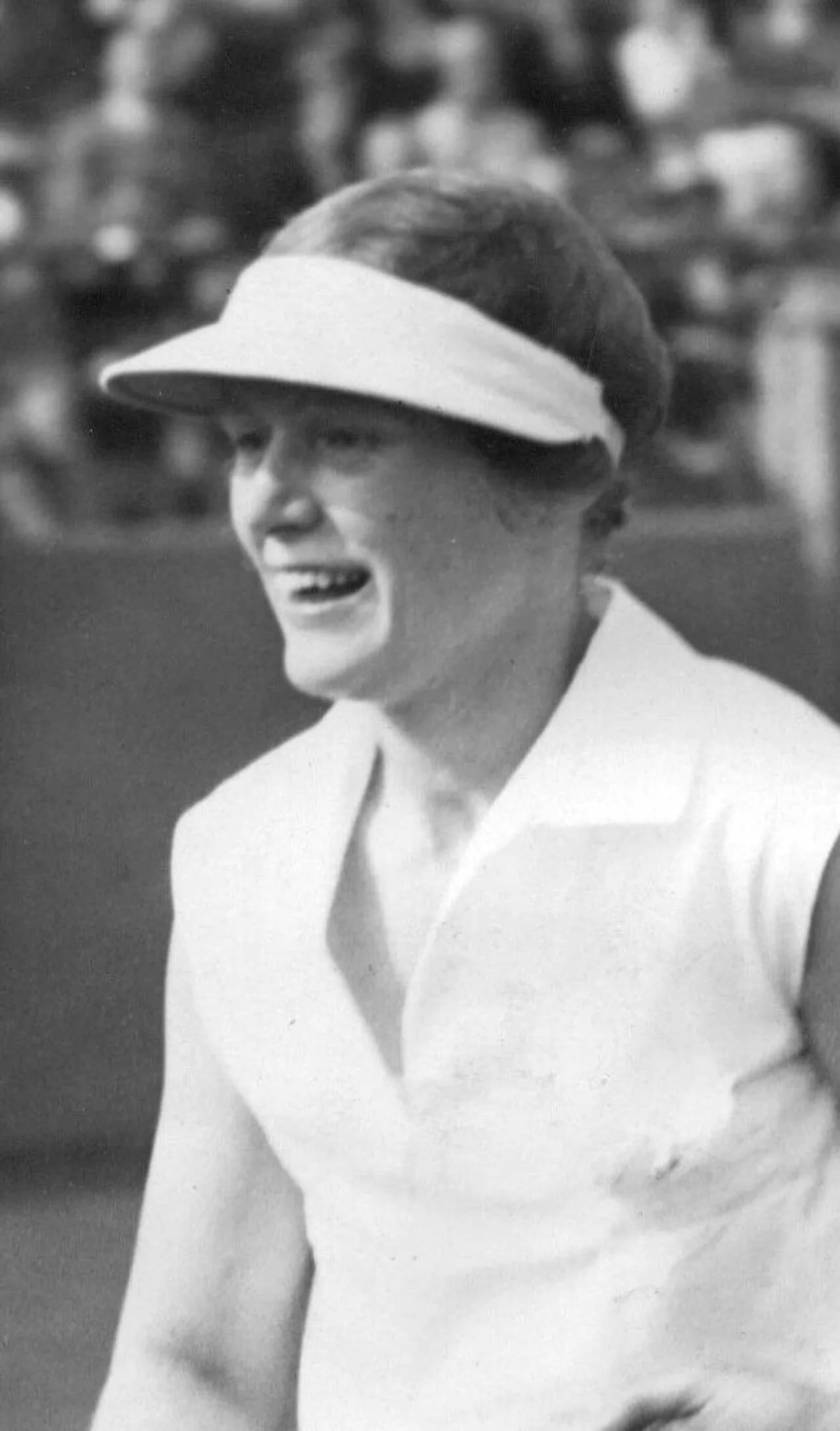 Portrait of Edith Cross (1907–1983) – memorial page
