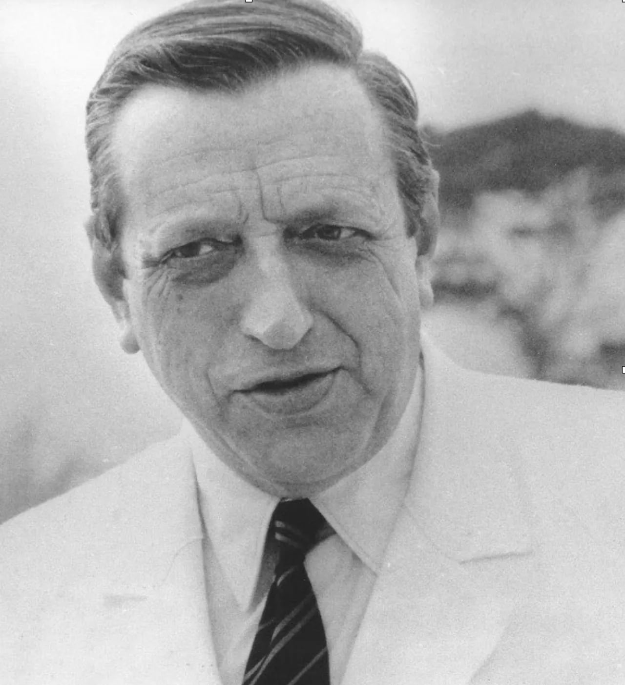 Portrait of Edmond Henry (1910–1972) – memorial page