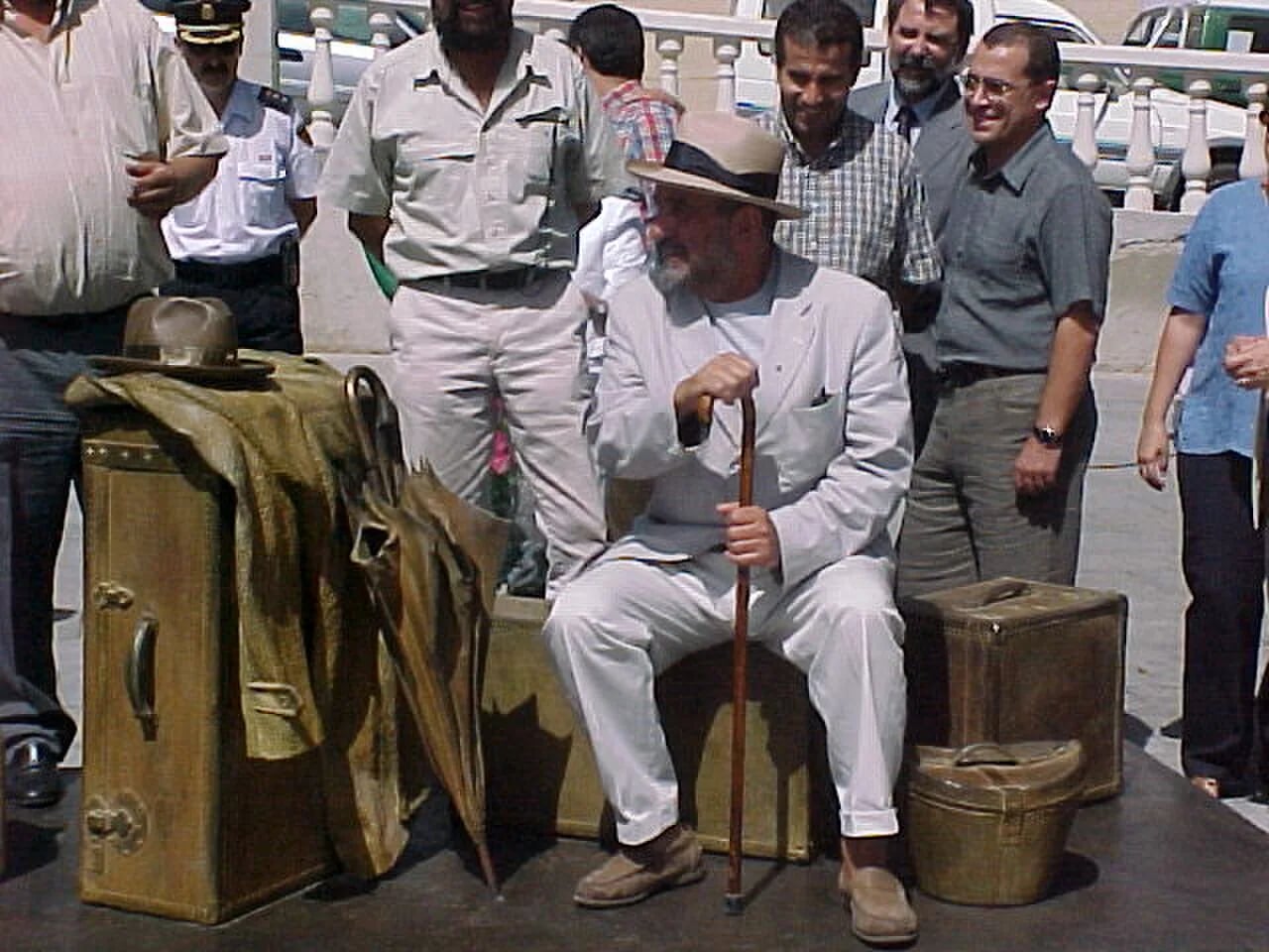 Portrait of Eduardo Úrculo (1938–2003) – memorial page