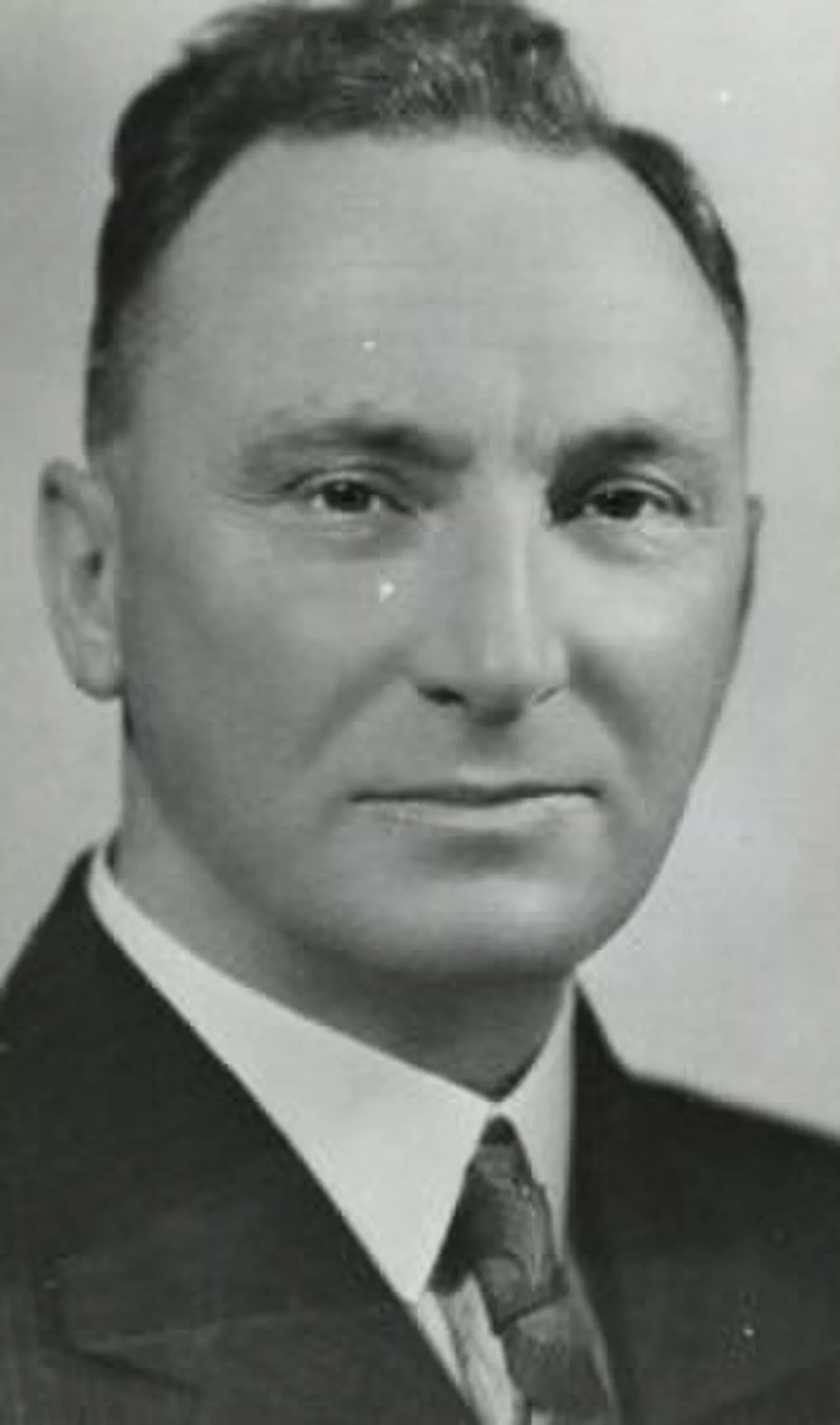 Porträt von Edward Brooker (1891–1948) – Gedenkseite