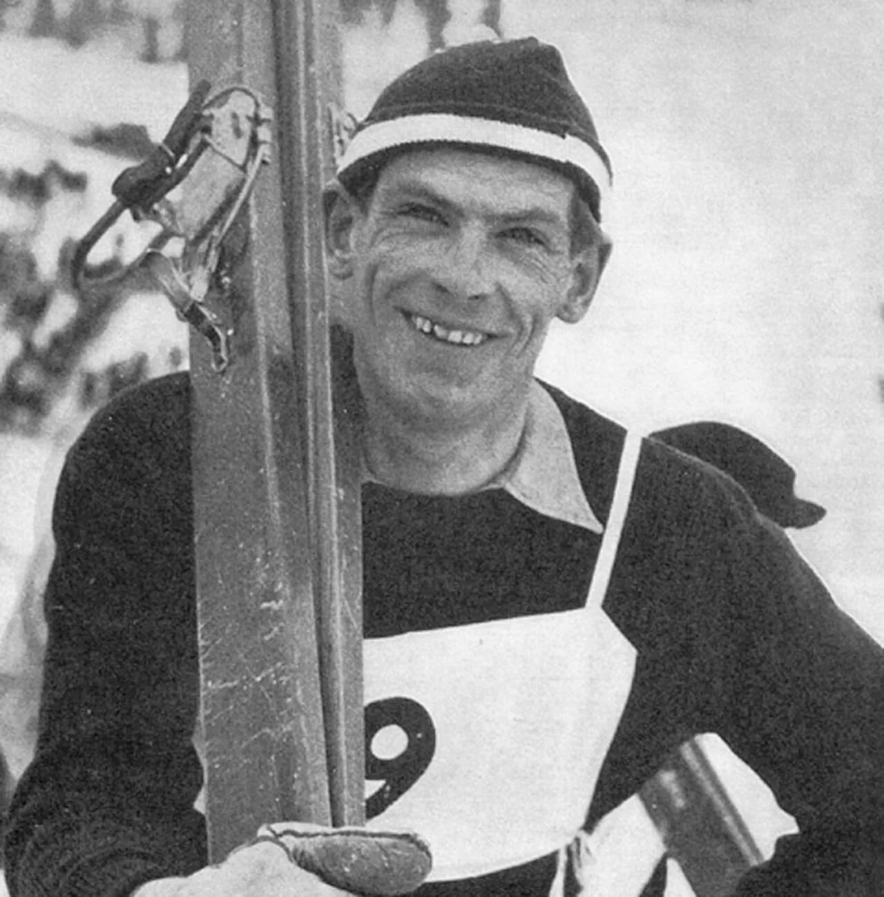 Portrait of Sven Israelsson (1920–1989) – memorial page