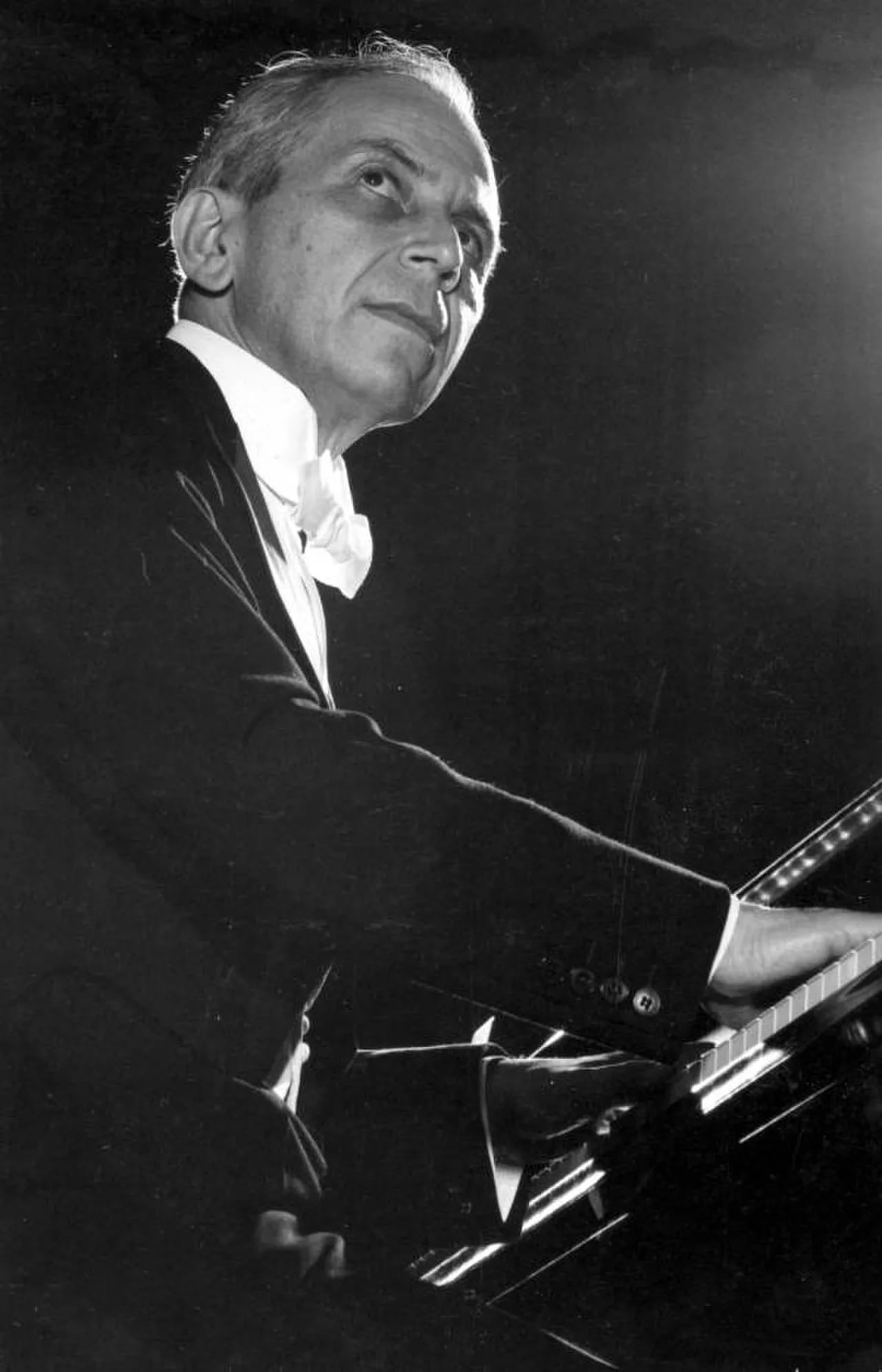 Porträt von Edward Kilenyi (1910–2000) – Gedenkseite