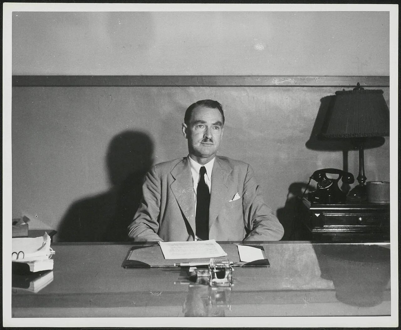 Porträt von Edward Stuart McDougall (1886–1957) – Gedenkseite