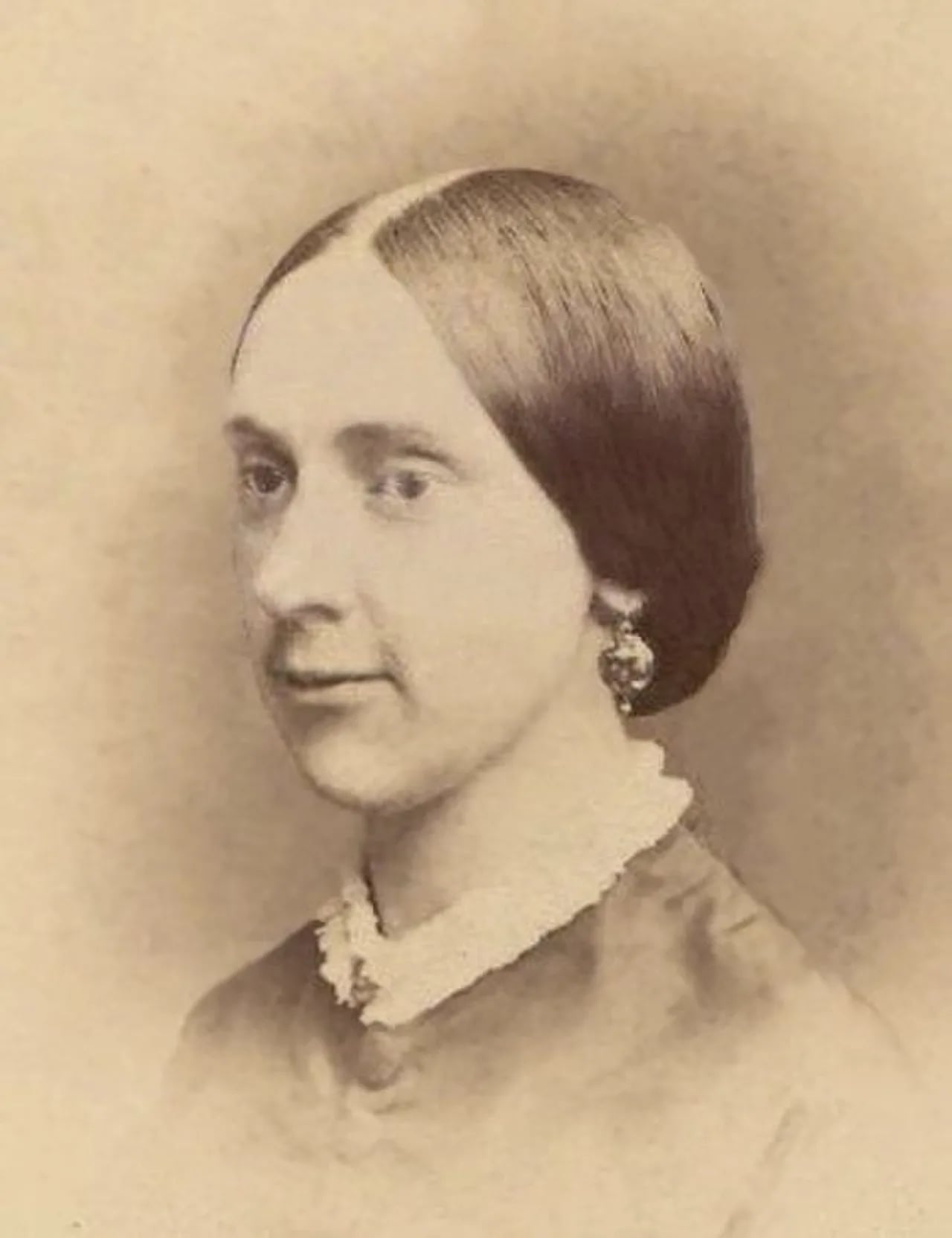 Portrait of Ellen Hamlin (1835–1925) – memorial page