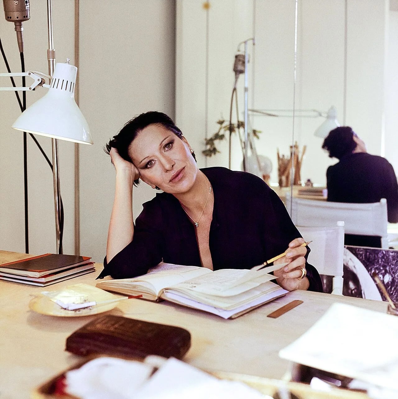 Porträt von Elsa Peretti (1940–2021) – Gedenkseite