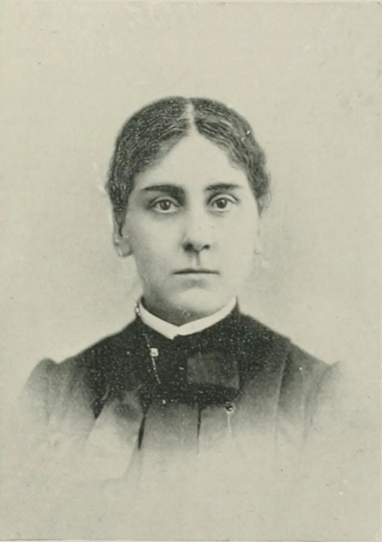Portrait of Elizabeth Robinson Abbott (1852–1926) – memorial page