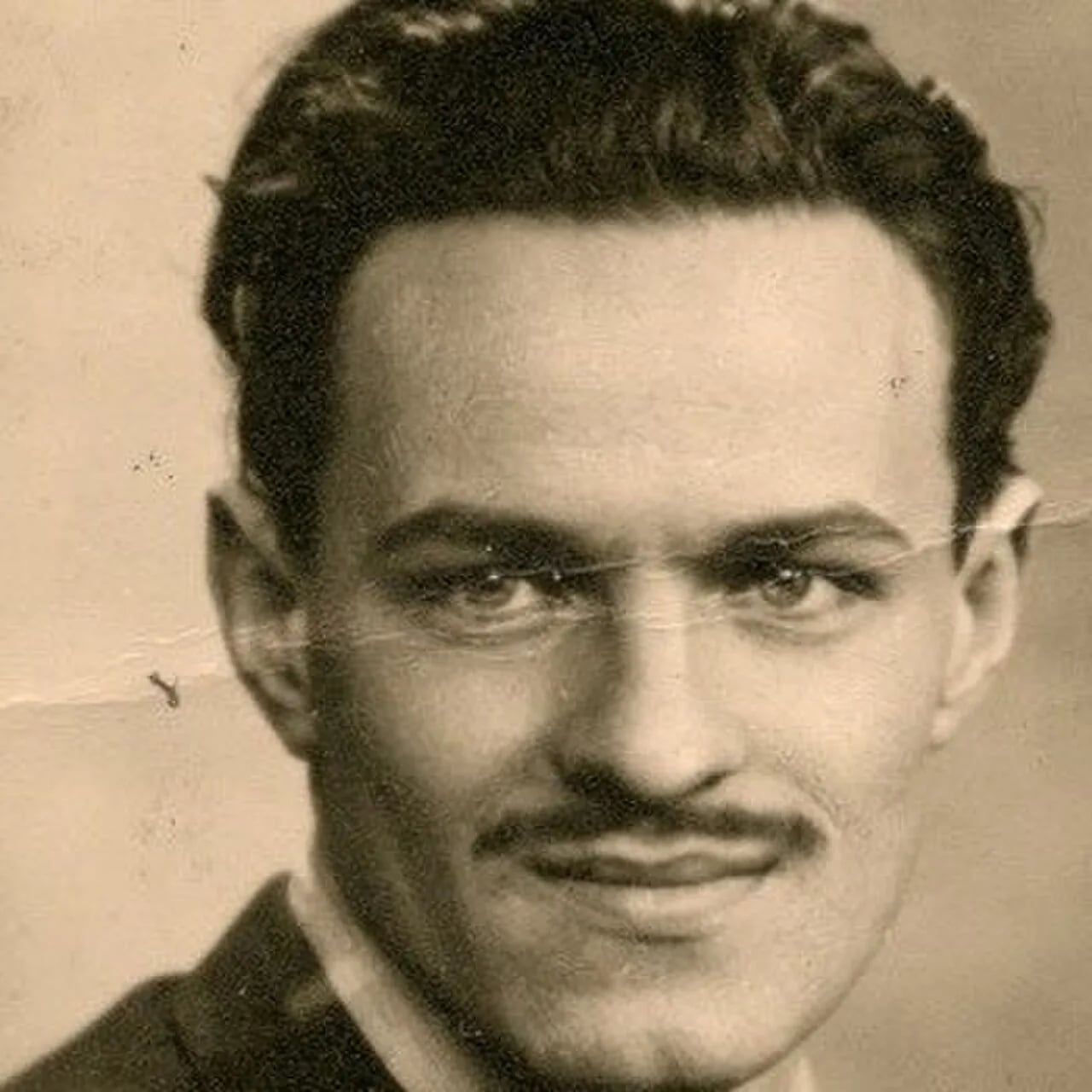 Portrait of Yves Gentilhomme (1920–2016) – memorial page