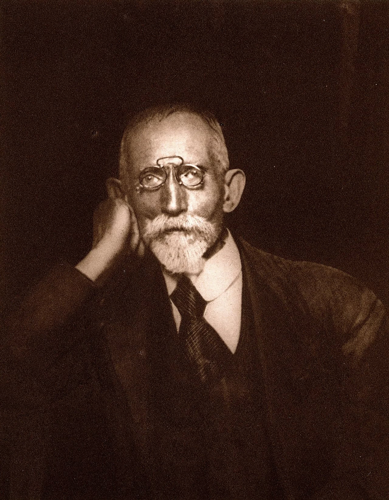Porträt von Ernest Marie Louis Bedel (1849–1922) – Gedenkseite