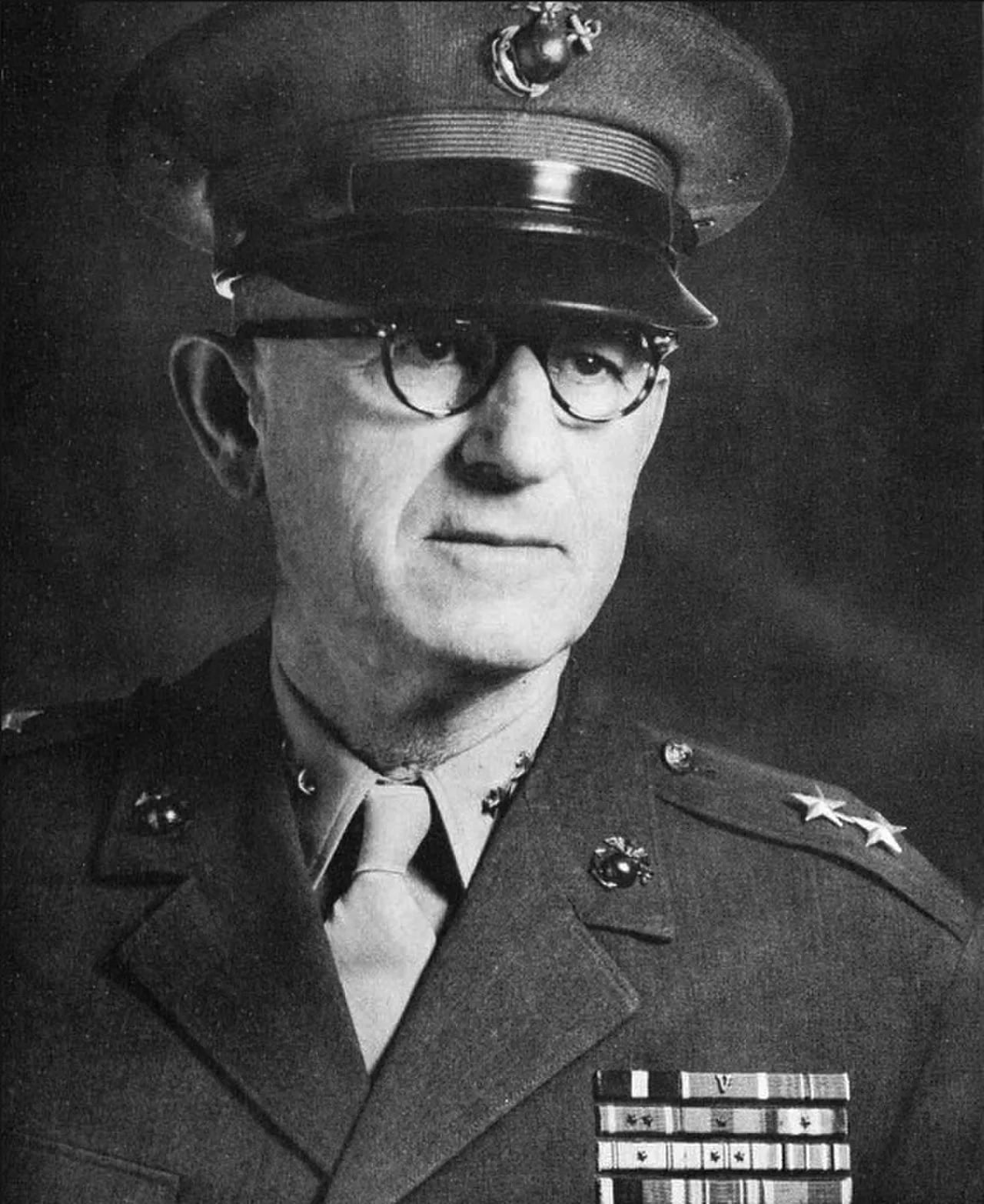 Portrait of John T. Walker (1893–1955) – memorial page