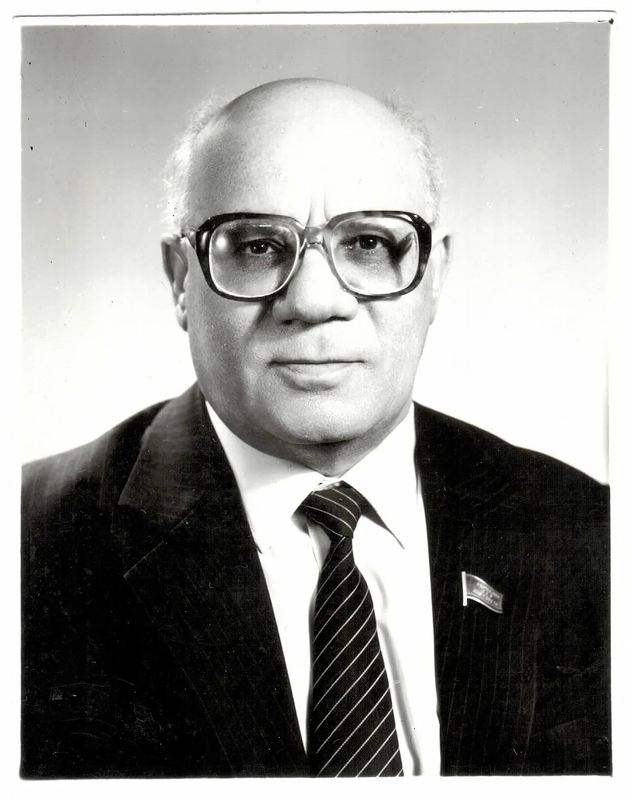 Portrait of Armais Aslanov (1923–1992) – memorial page