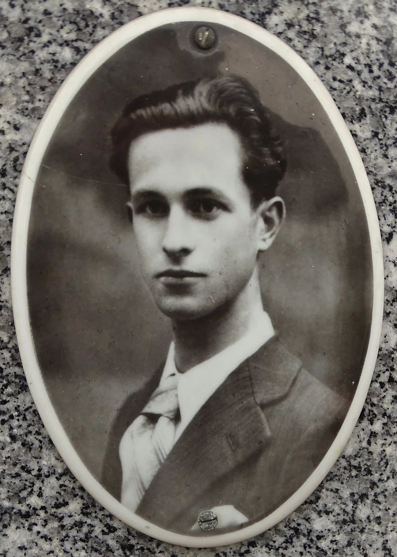 Porträt von Eusebio Ferrari (1919–1942) – Gedenkseite