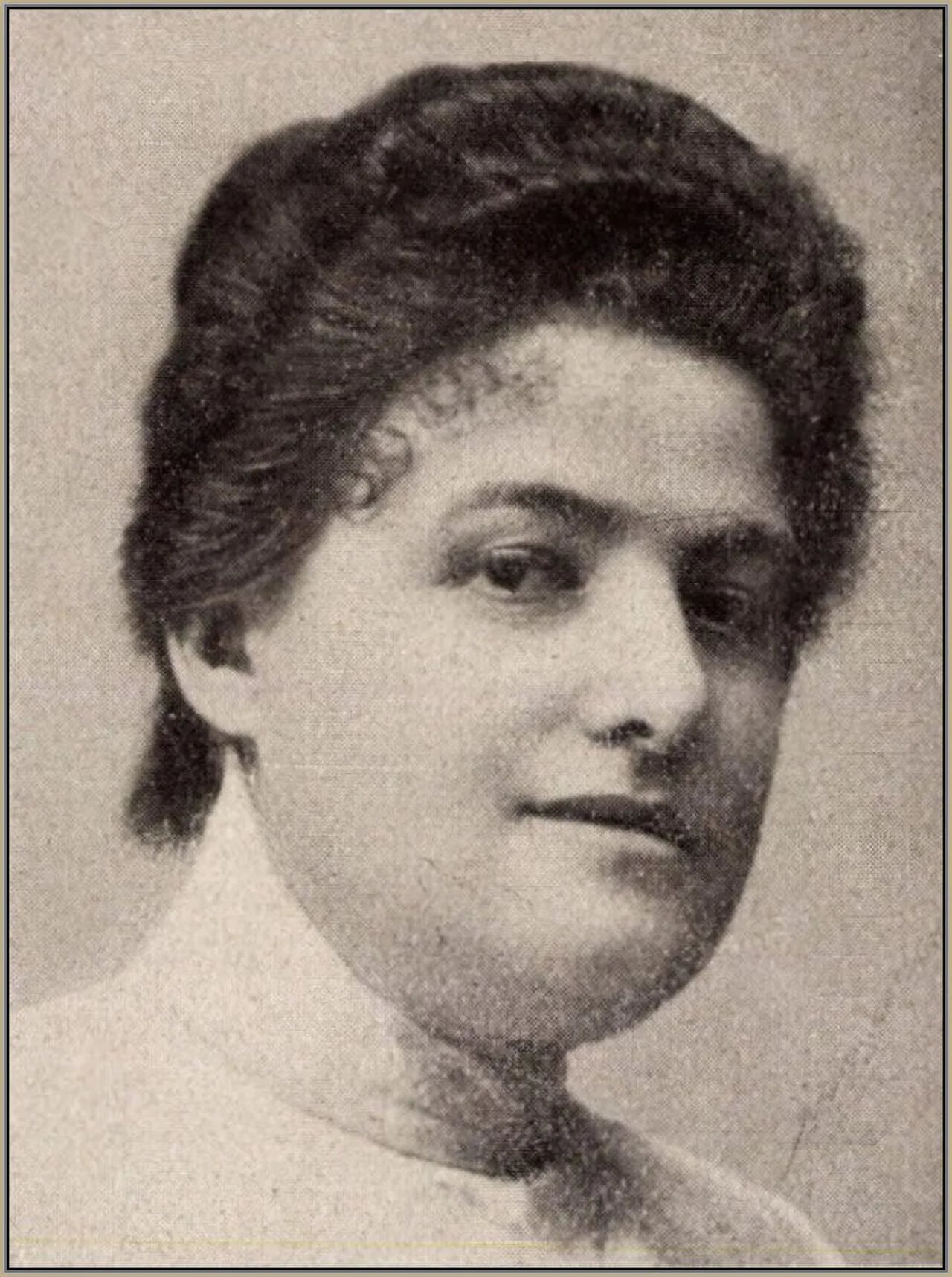 Porträt von Teréz Komjáthyné Závodszky (1860–1930) – Gedenkseite