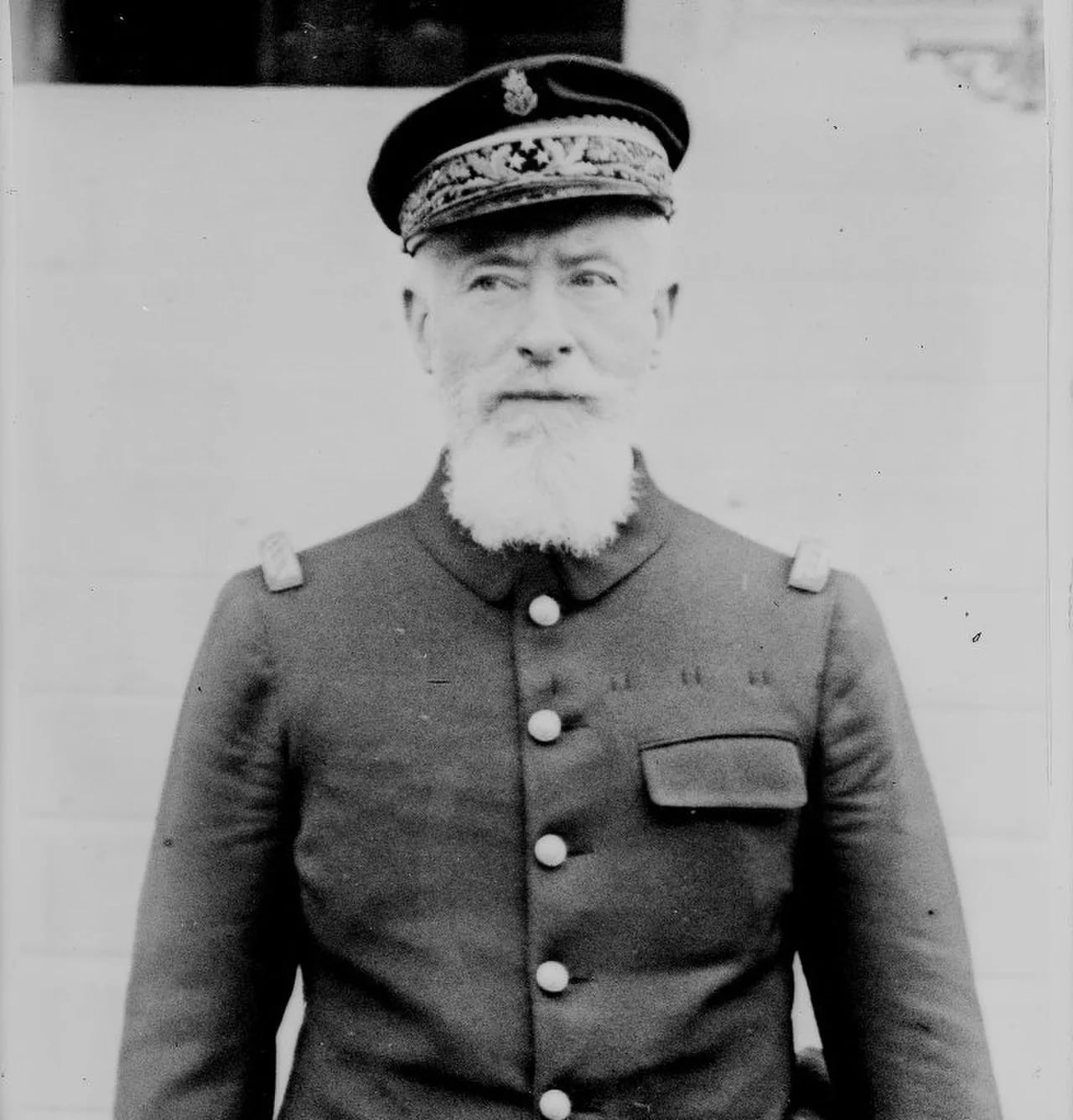 Portrait of Ferdinand-Jean-Jacques de Bon (1861–1923) – memorial page