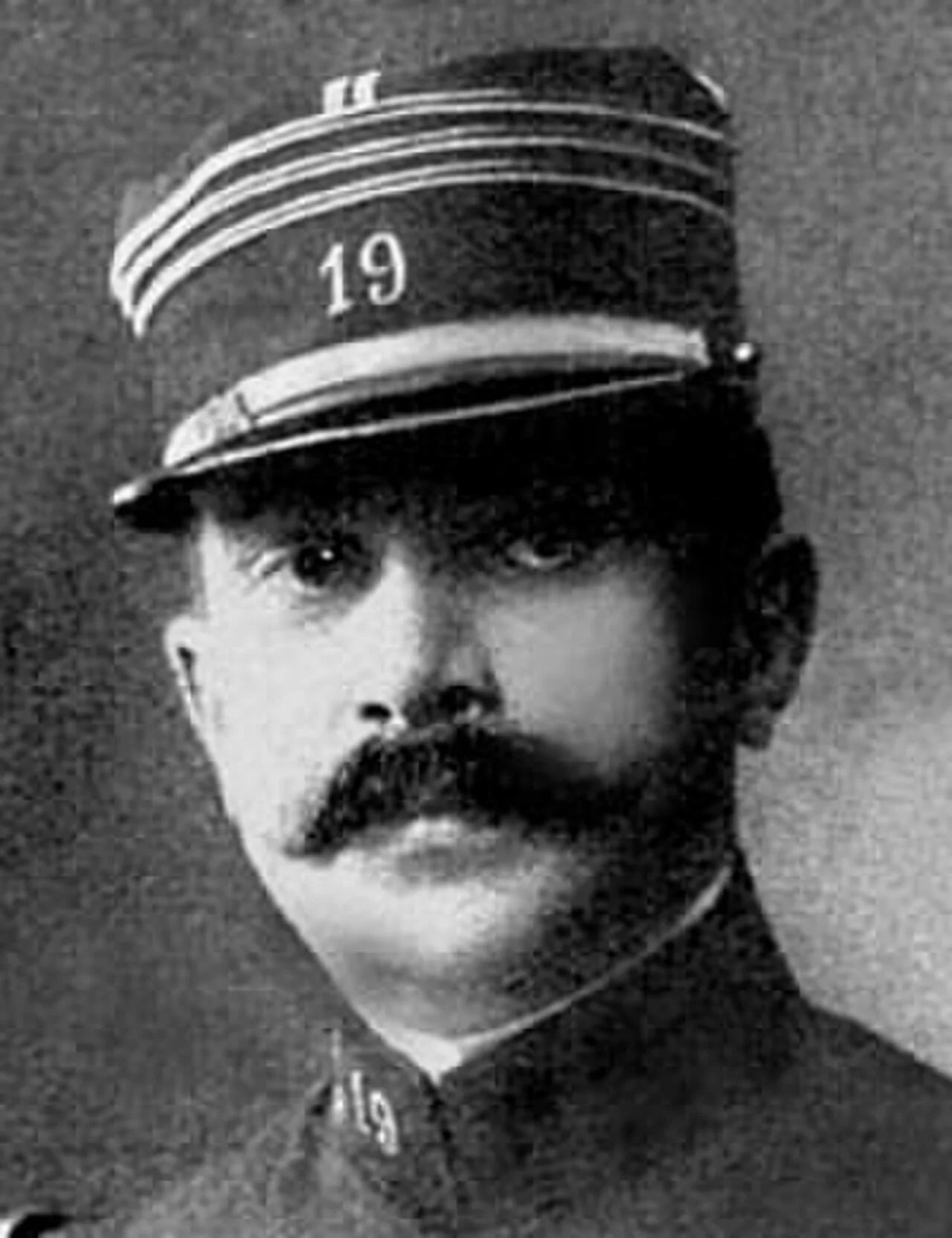 Portrait of Ferdinand Ferber (1862–1909) – memorial page