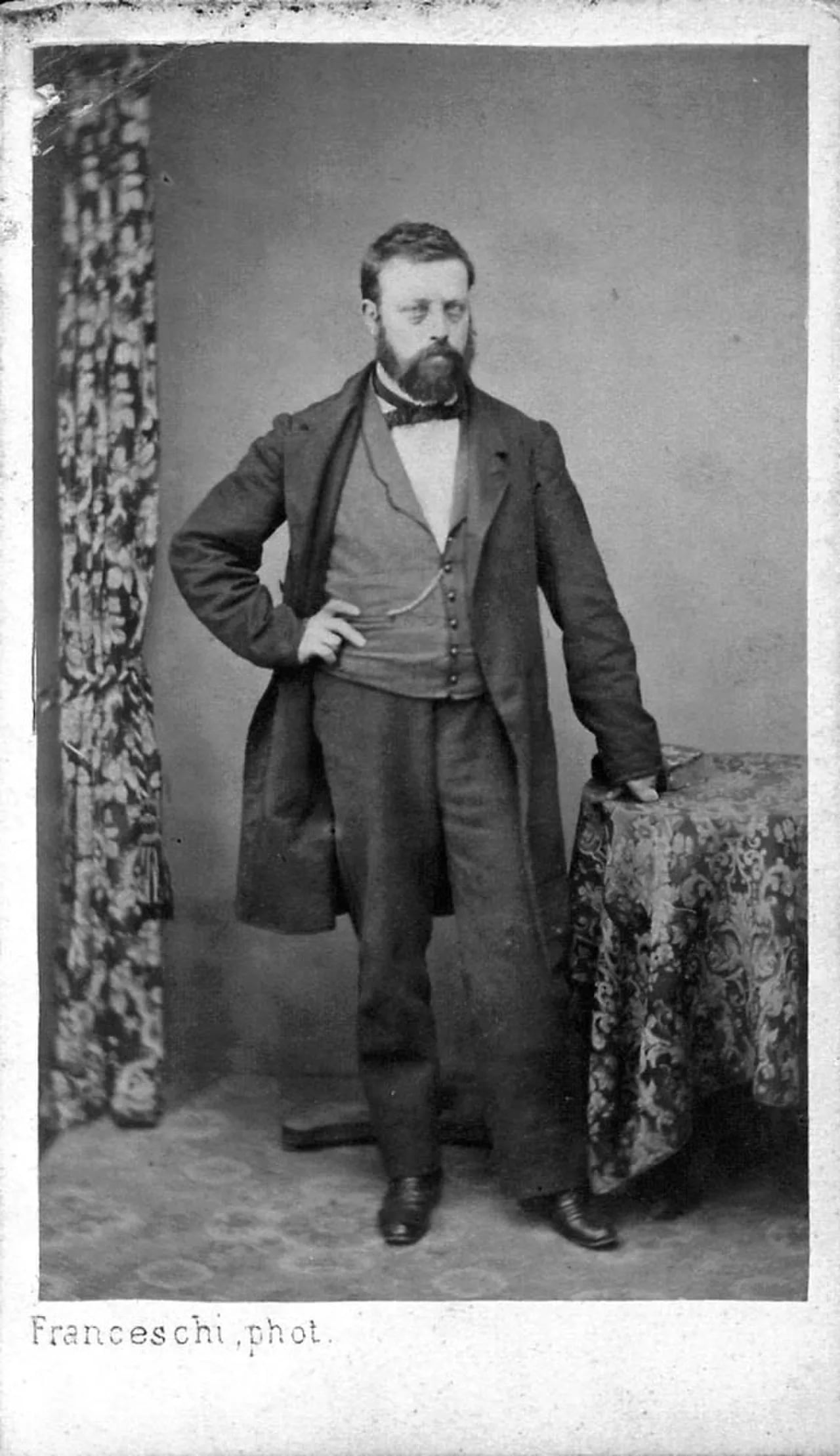 Portrait of Lucien Mouillard (1841–1924) – memorial page