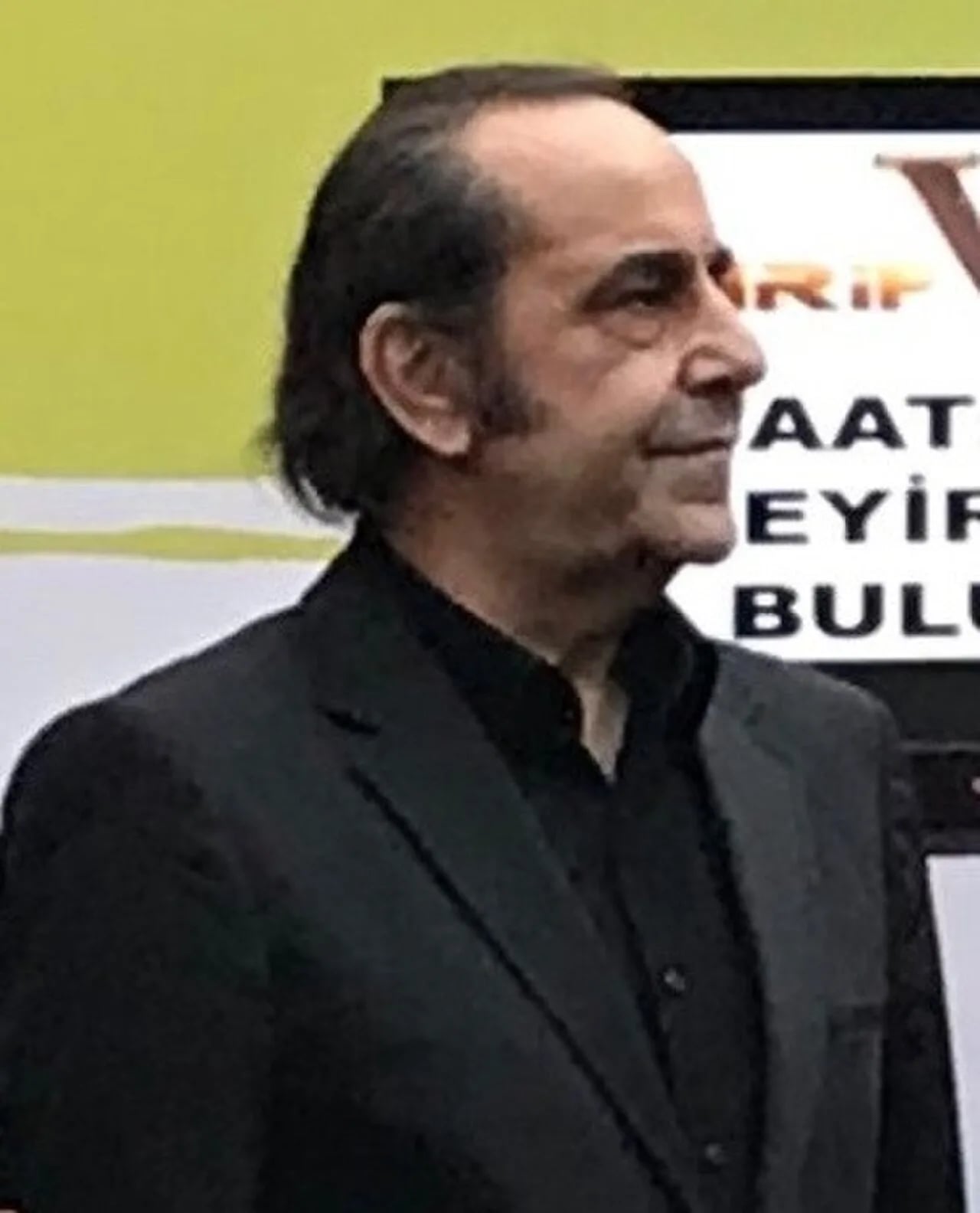 Portrait of Özkan Uğur (1953–2023) – memorial page