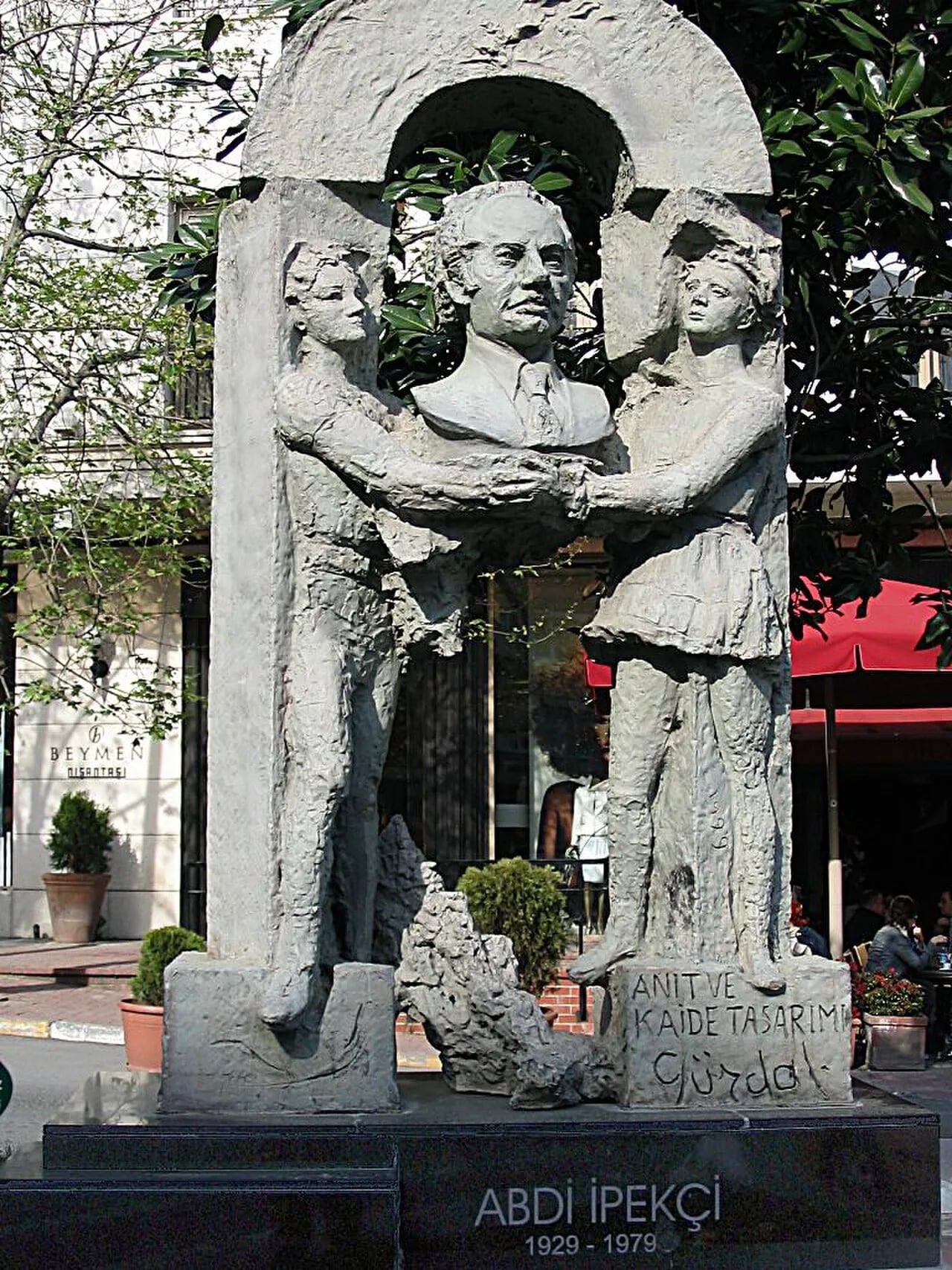 Portrait of Abdi İpekçi (1929–1979) – memorial page