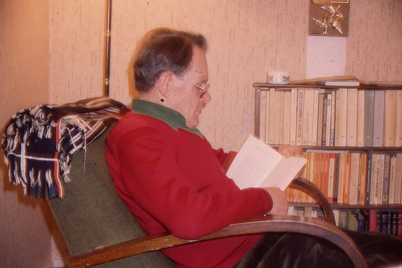 Porträt von Frank Holden (1922–2012) – Gedenkseite