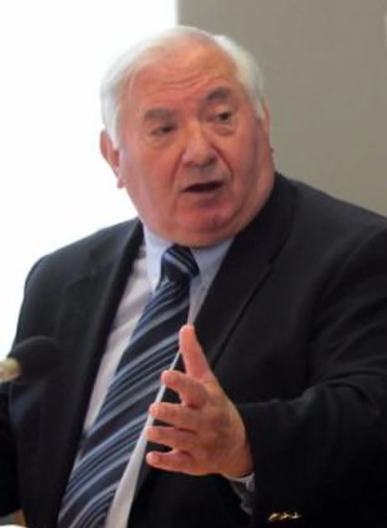 Portrait of François Fortassin (1939–2017) – memorial page