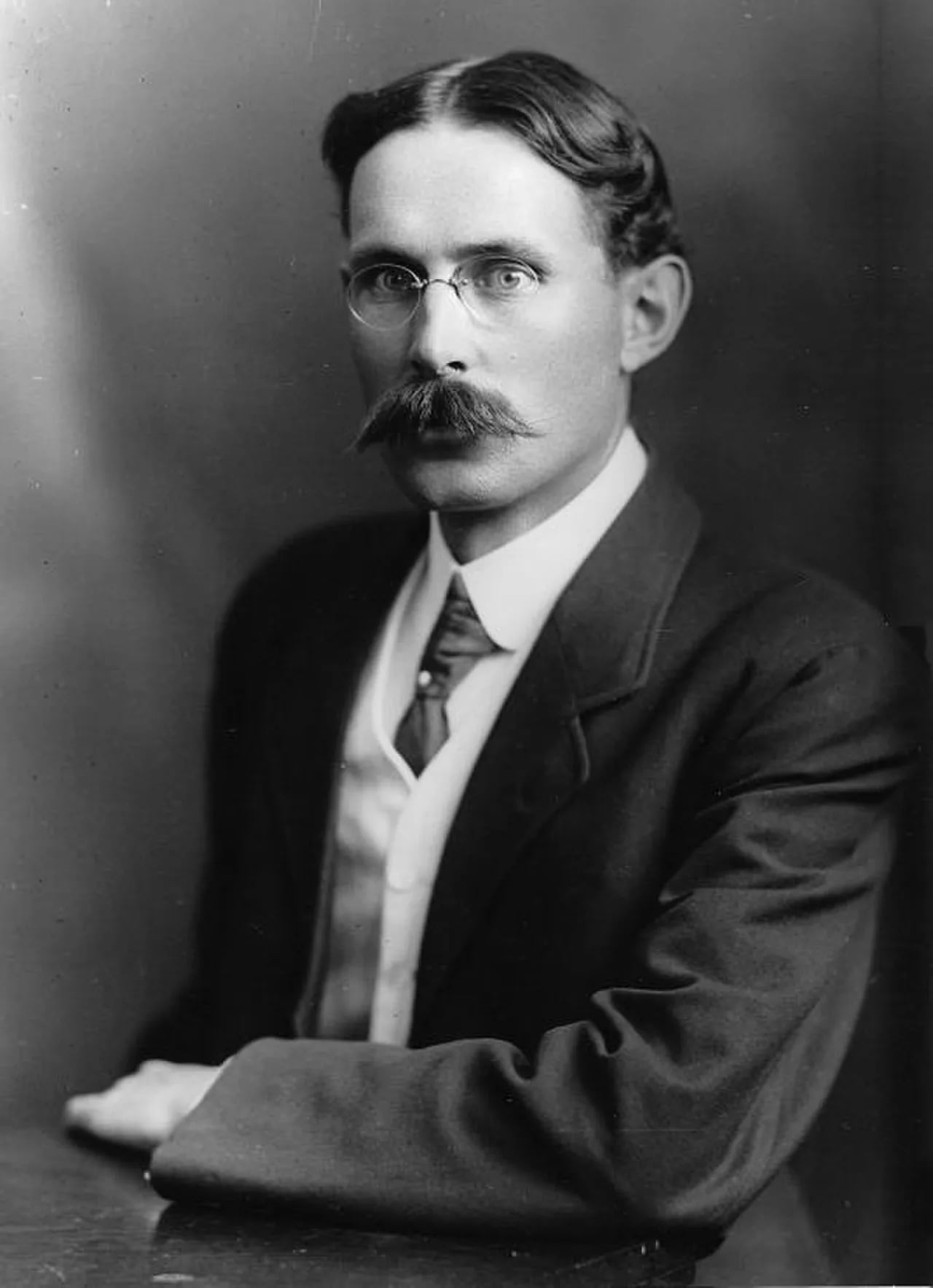 Portrait of Frederick Todd (1876–1948) – memorial page