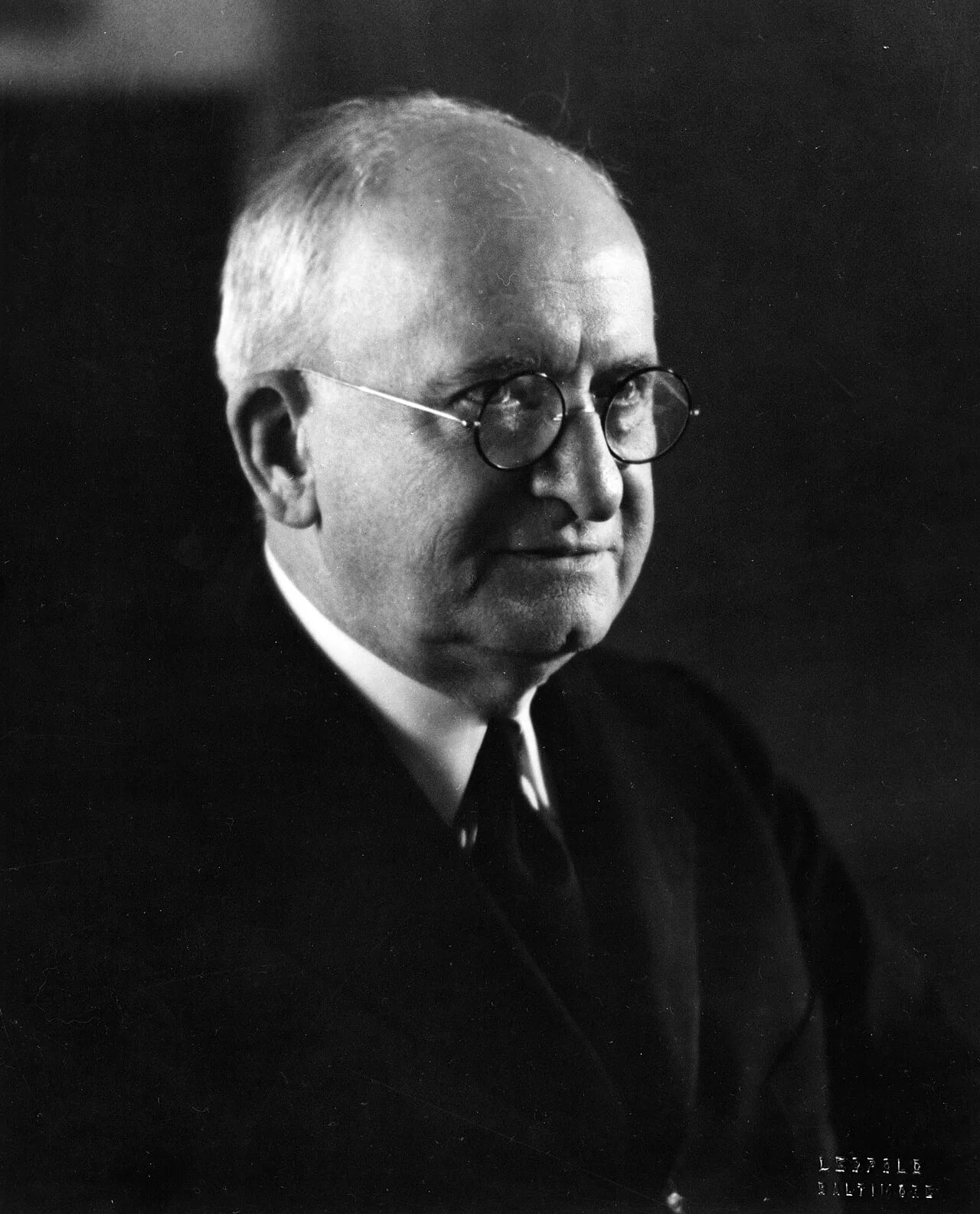 Portrait of Joseph Sweetman Ames (1864–1943) – memorial page
