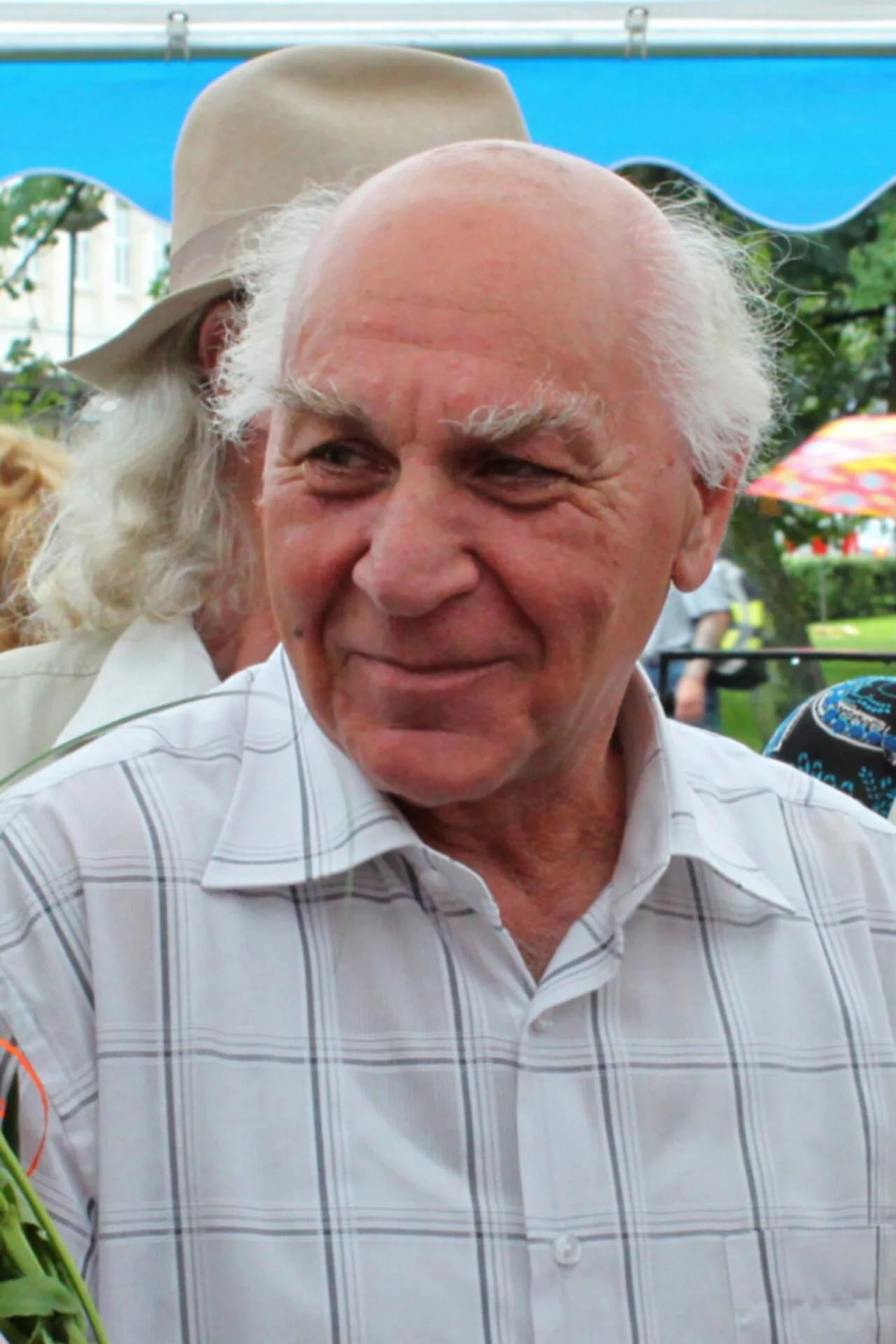 Portrait of Raphael Arutyunyan (1937–2021) – memorial page