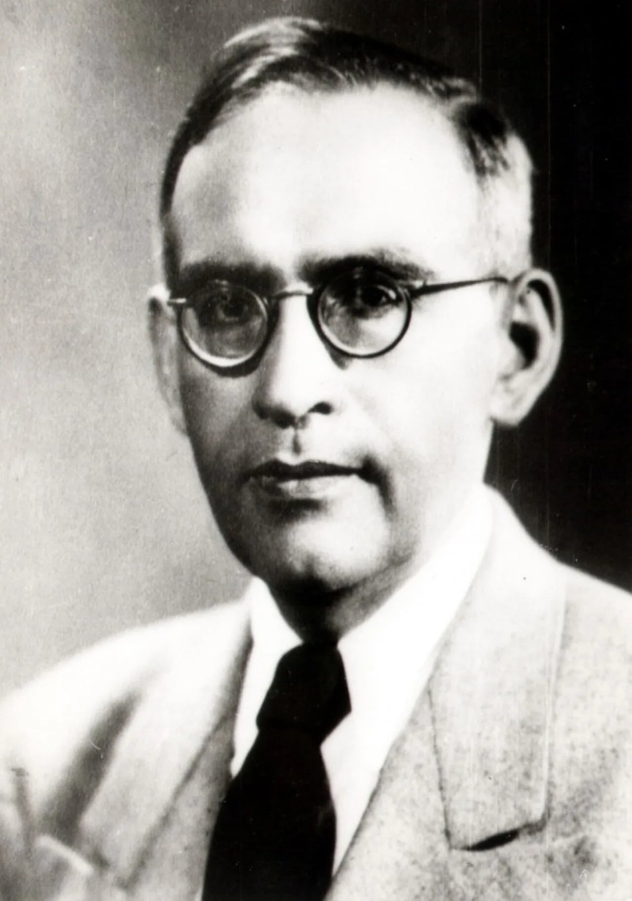 Porträt von Mahmoud Hessaby (1903–1992) – Gedenkseite