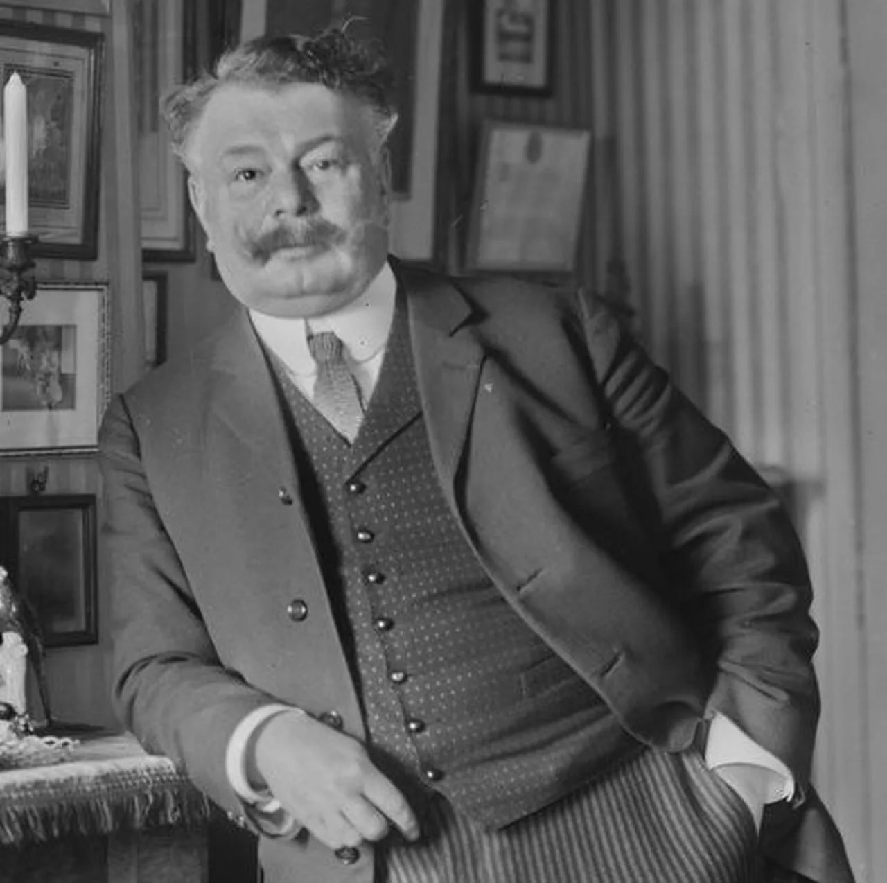 Porträt von Théodore Gosselin (1855–1935) – Gedenkseite