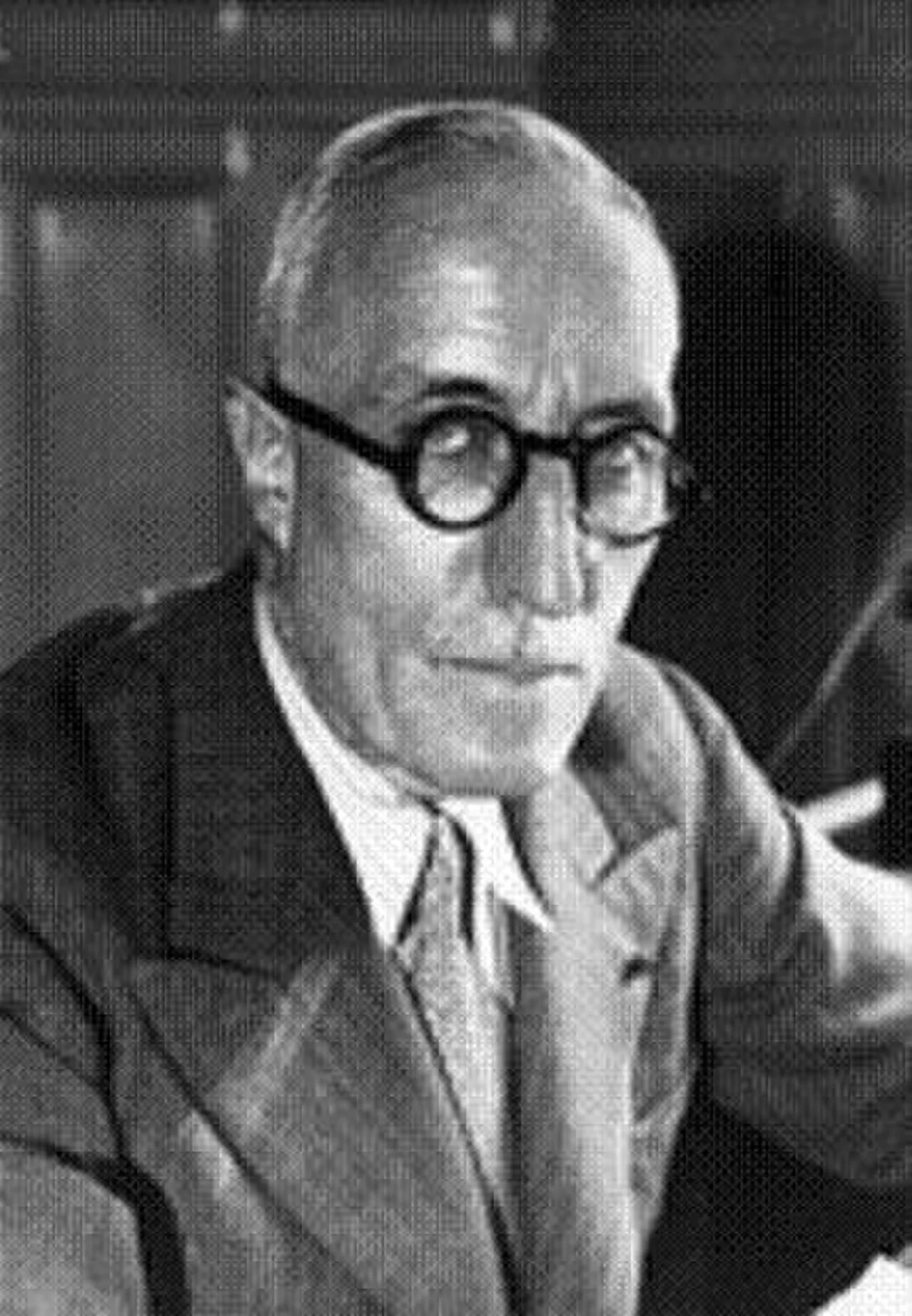 Portrait of Gaston Bruneton (1882–1961) – memorial page
