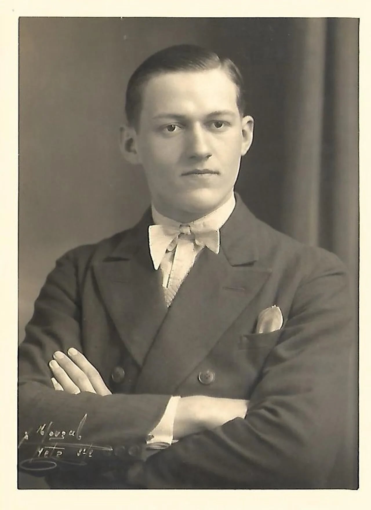 Portrait of Georges L'Hôte (1911–2001) – memorial page