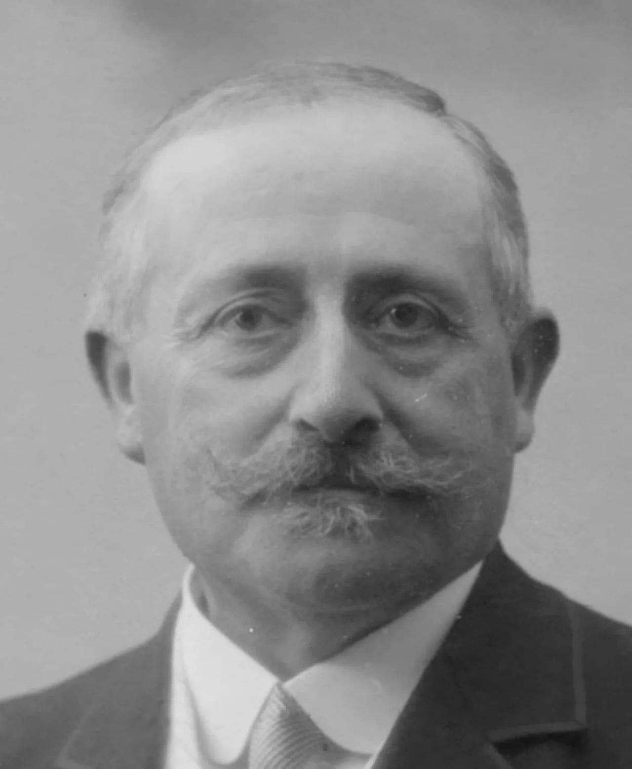 Portrait of Georges Quilliard (1852–1924) – memorial page
