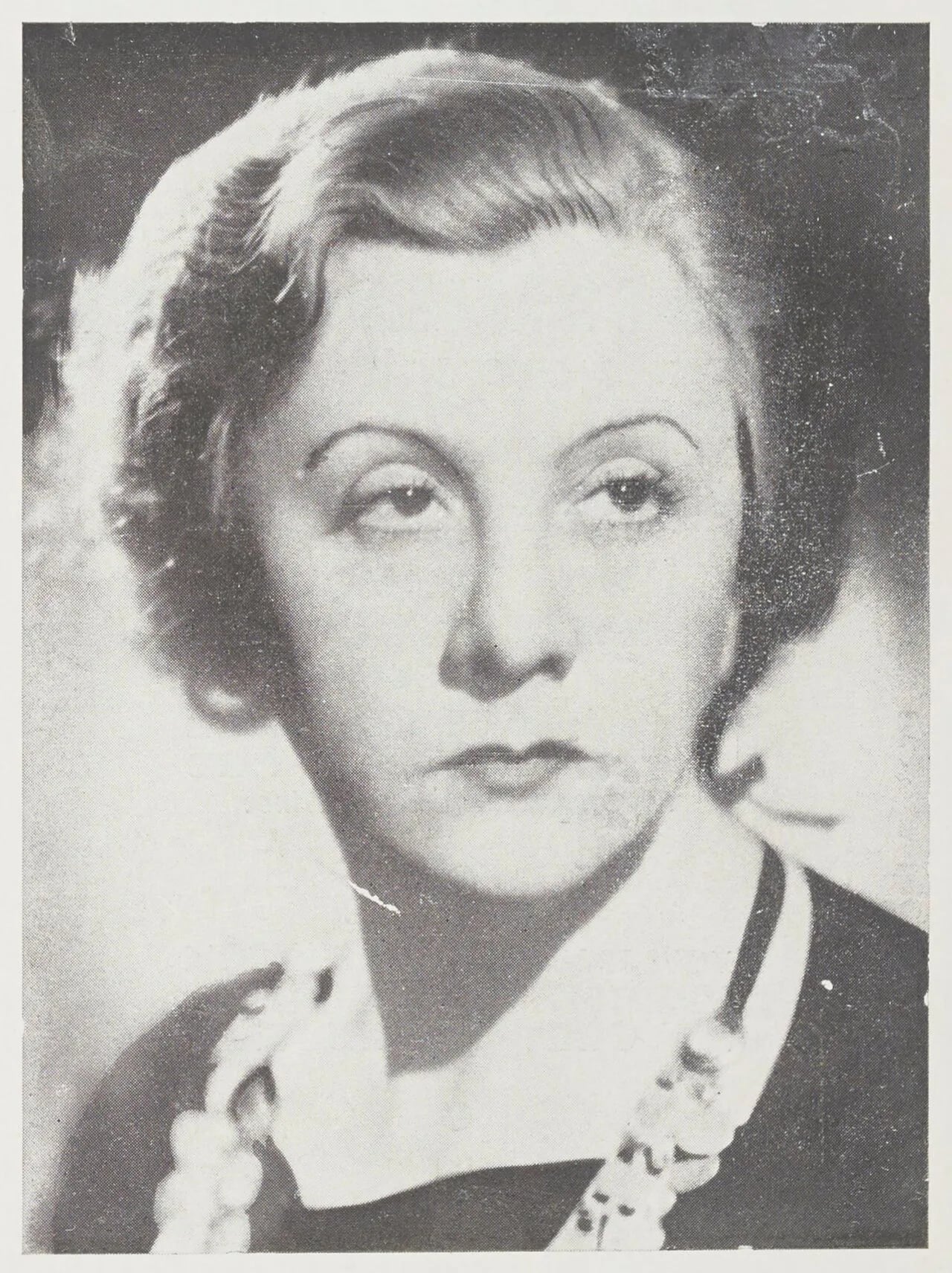 Portrait of Germaine Dermoz (1888–1966) – memorial page