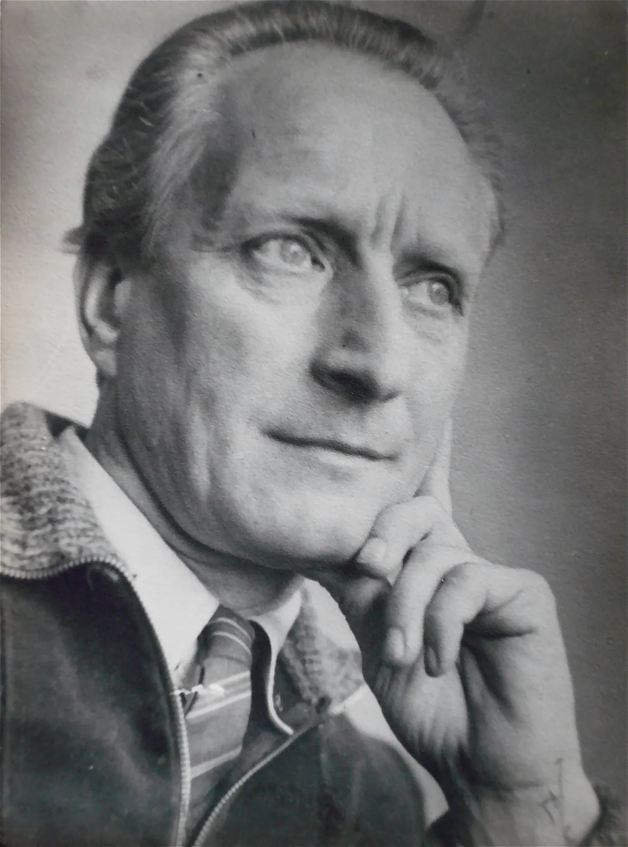 Portrait of Thom Posthuma (1893–1941) – memorial page