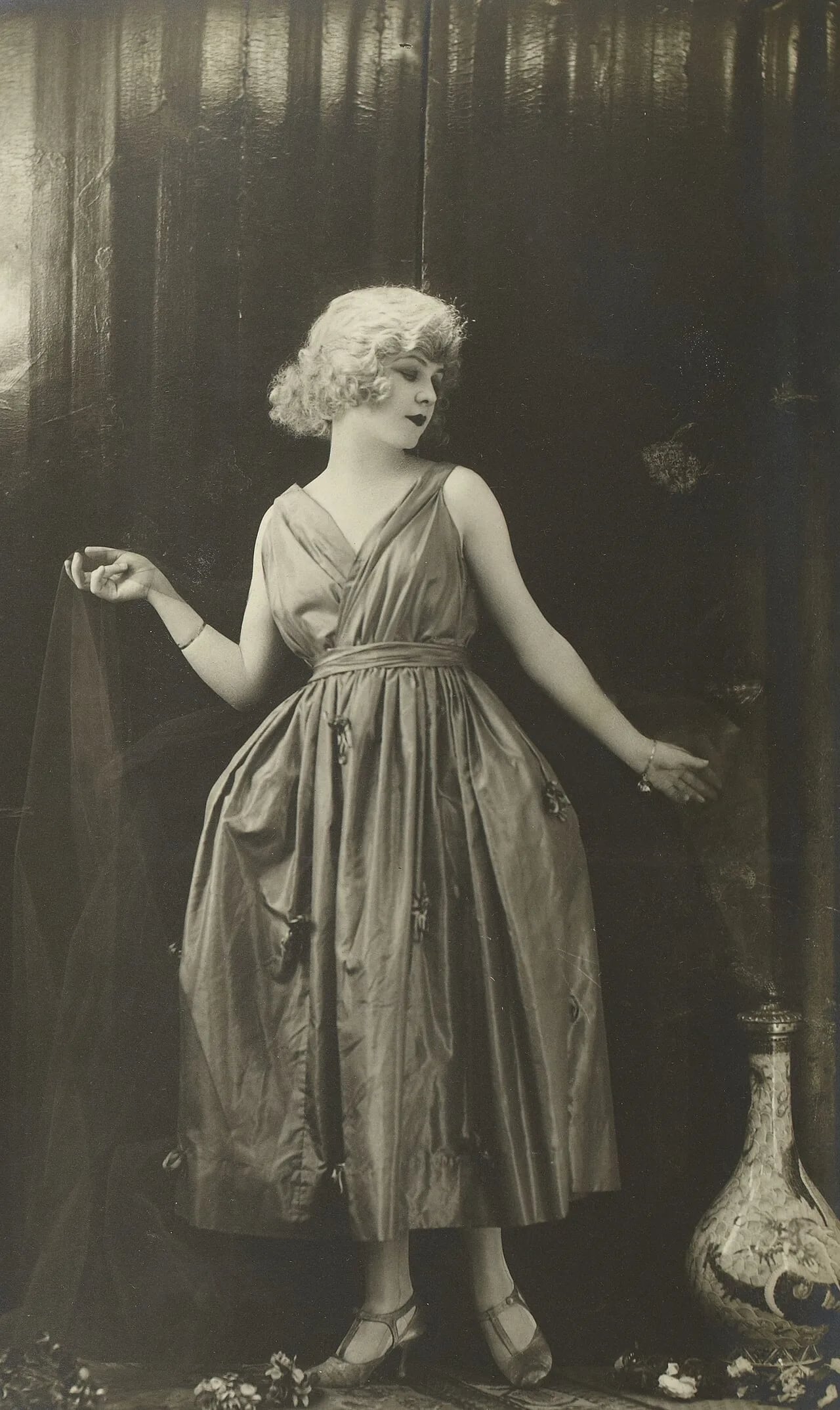 Portrait of Ginette Maddie (1898–1980) – memorial page