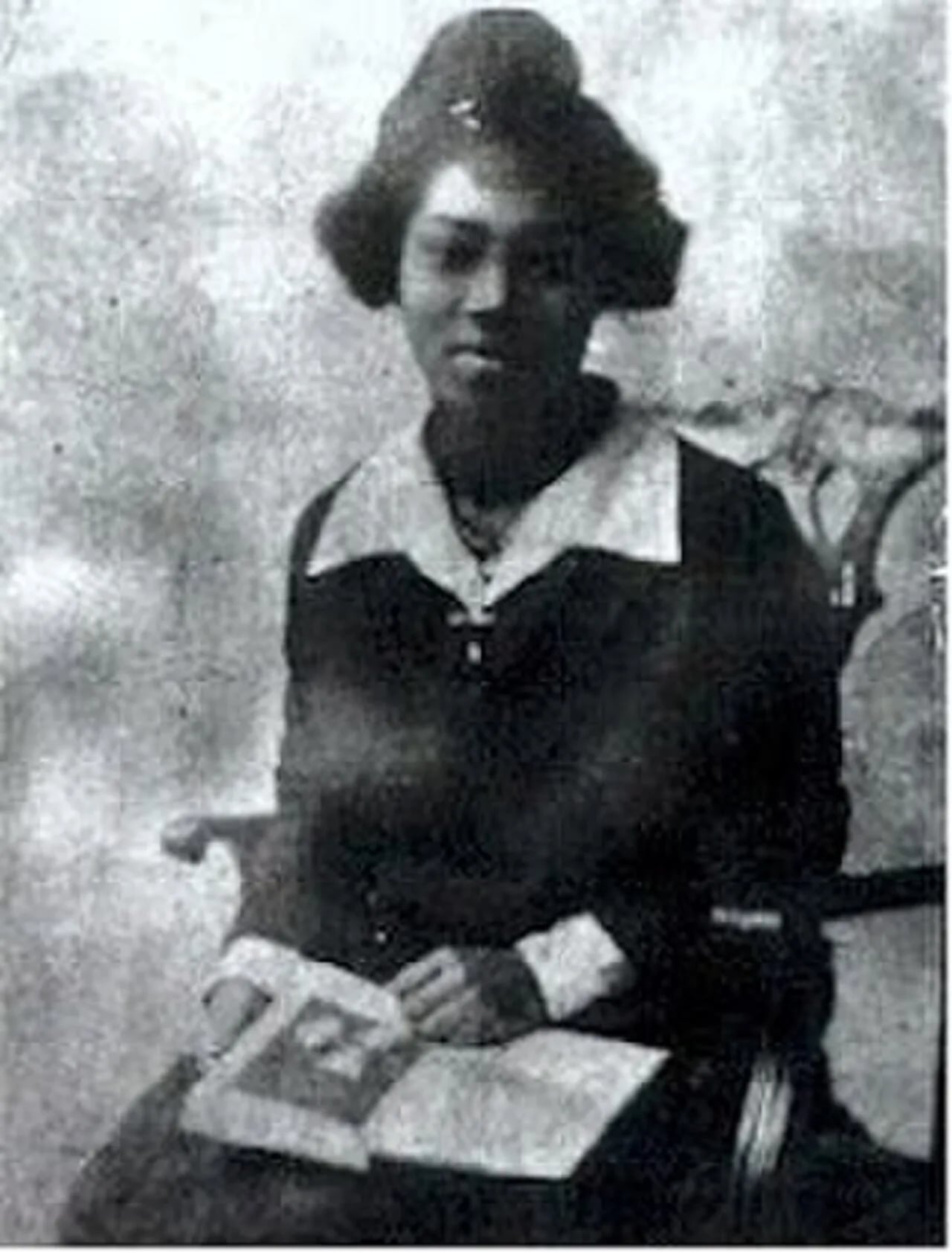 Portrait of Gladys Casely-Hayford (1904–1950) – memorial page