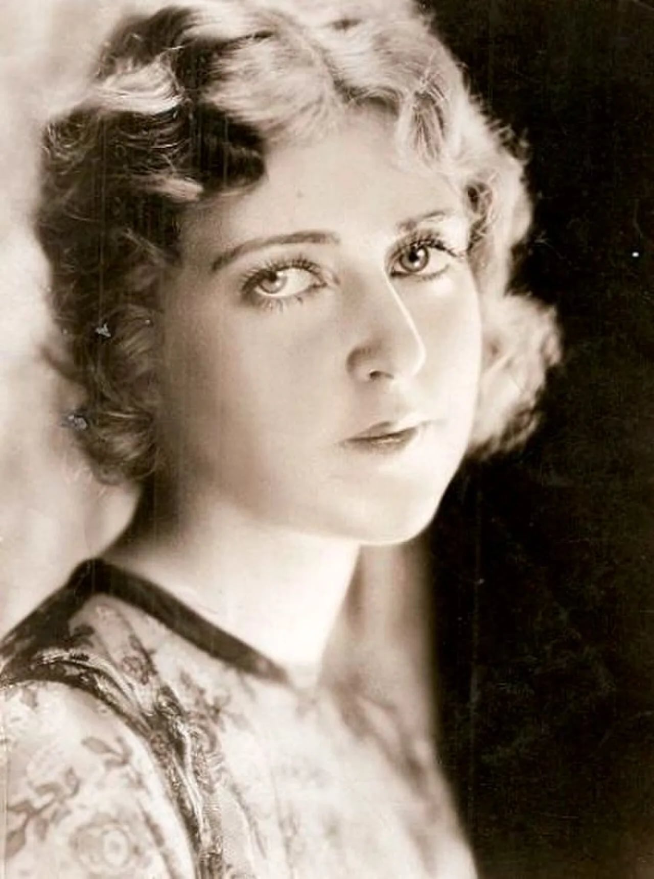 Porträt von Gloria Grey (1909–1947) – Gedenkseite