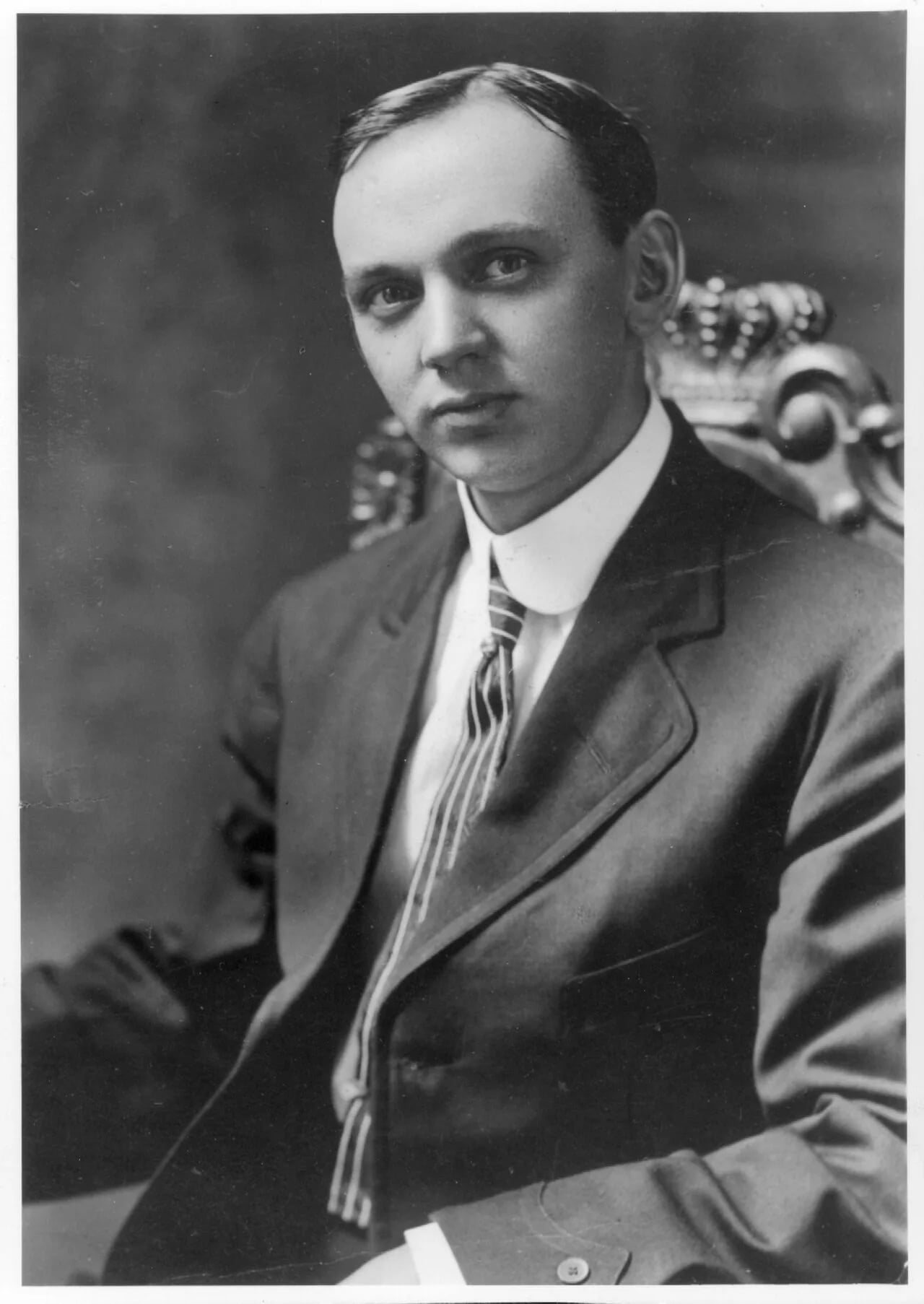 Portrait of Edgar Cayce (1877–1945) – memorial page