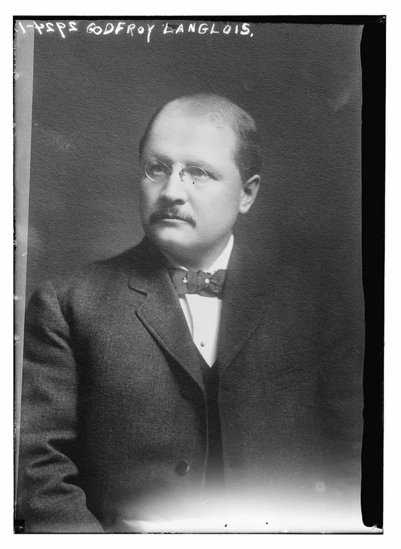 Porträt von Godfroy Langlois (1866–1928) – Gedenkseite