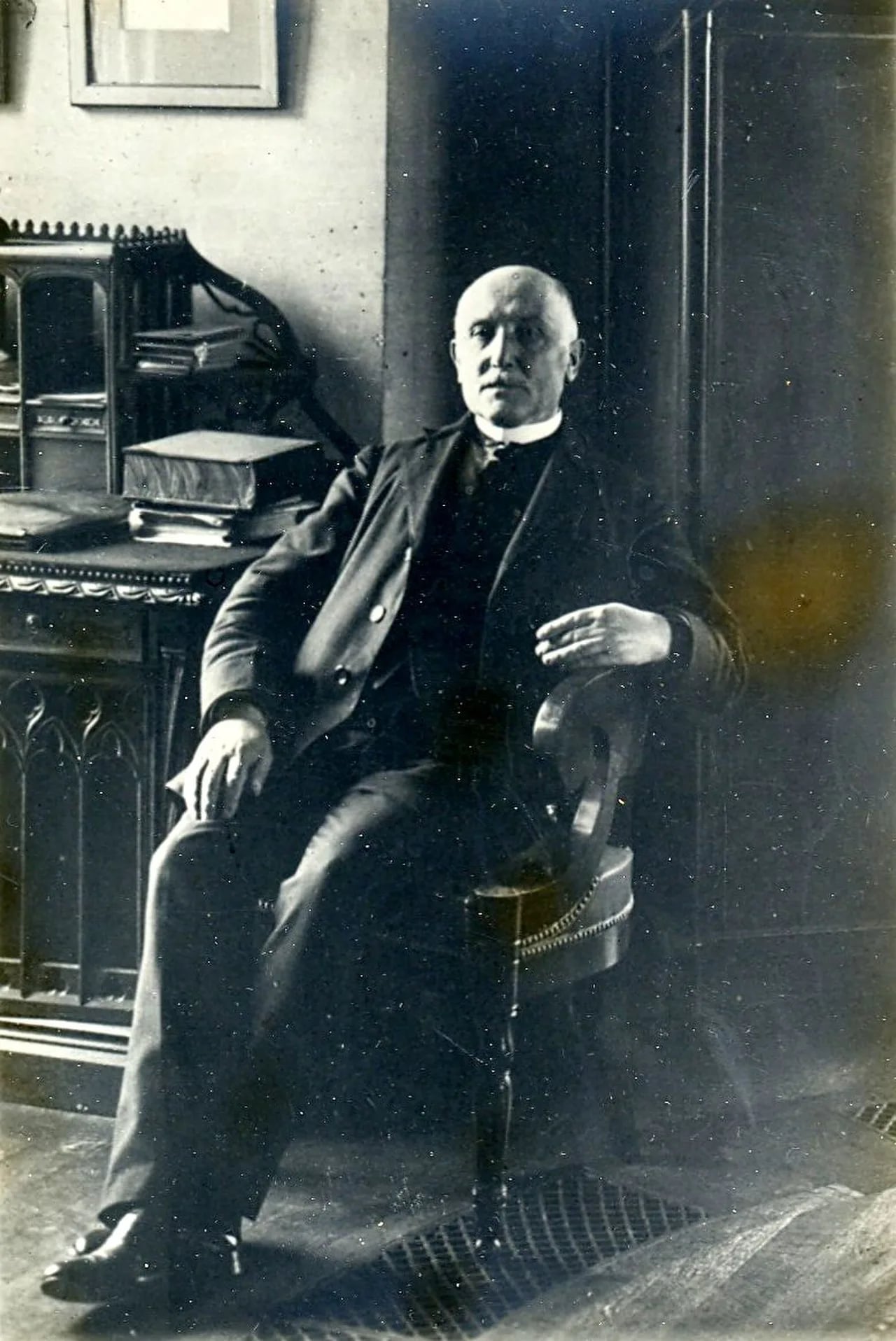 Porträt von Gustave Macon (1865–1930) – Gedenkseite