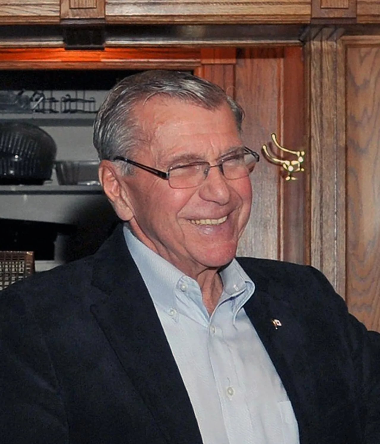 Portrait of Guy Lauzon (1944–2025) – memorial page