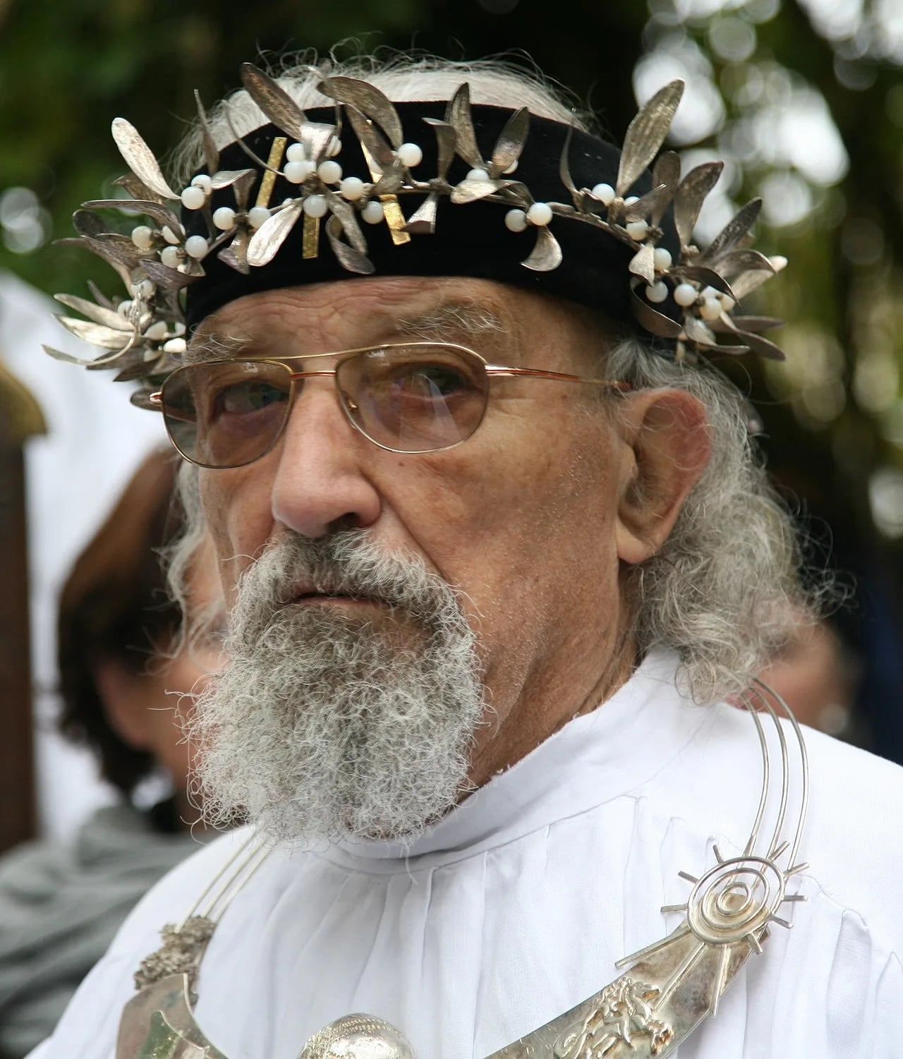 Portrait of Gwenc'hlan Le Scouëzec (1929–2008) – memorial page