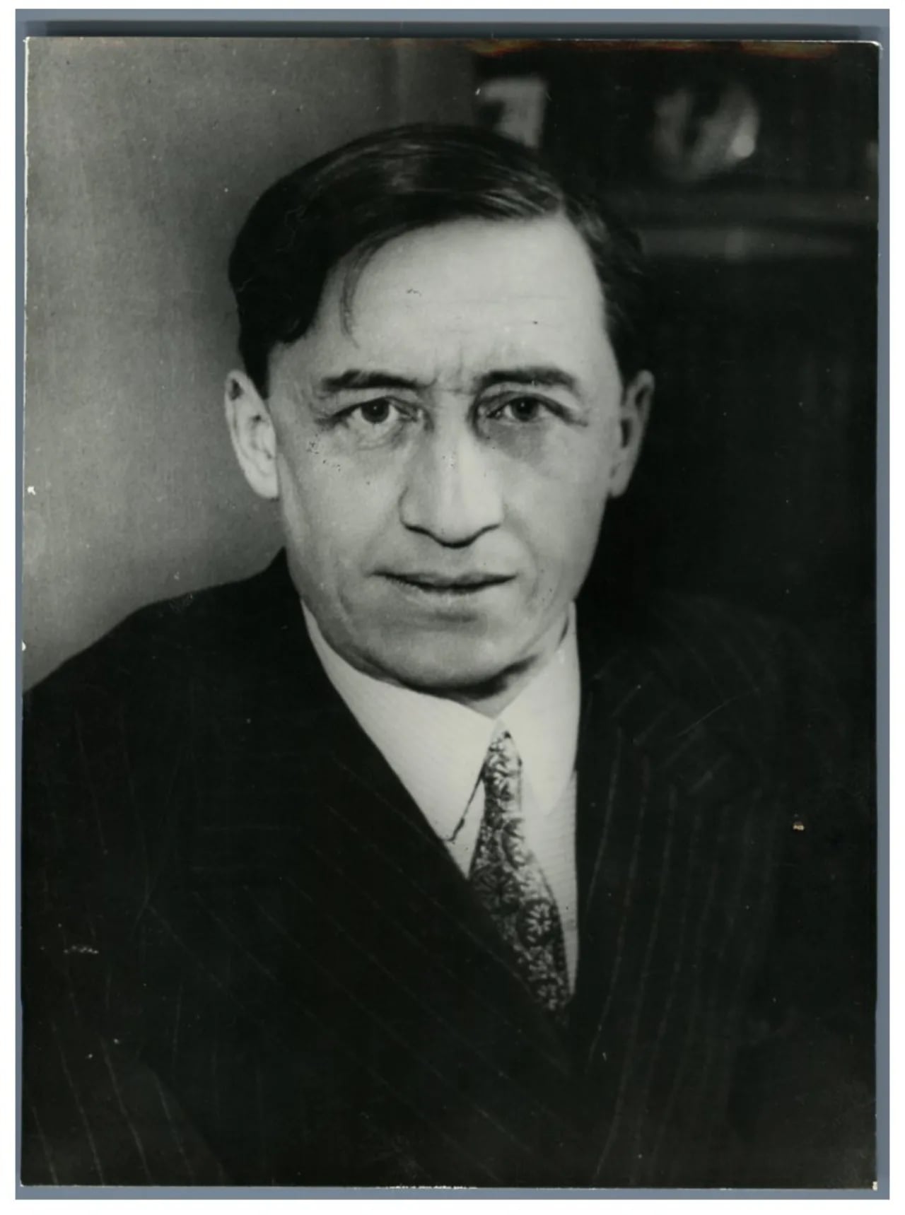 Porträt von Gérard Bauër (1888–1967) – Gedenkseite