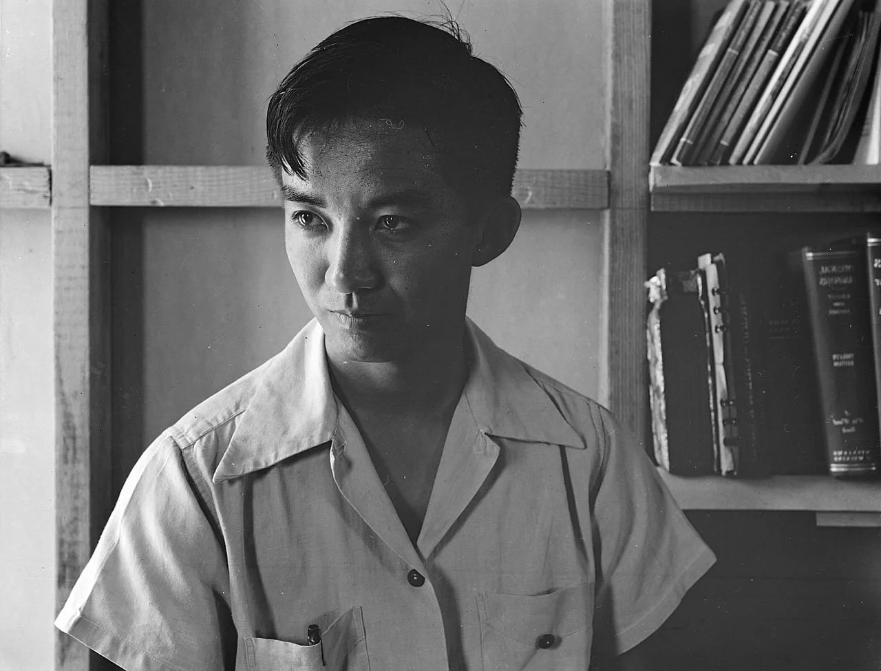Porträt von Harvey Itano (1920–2010) – Gedenkseite