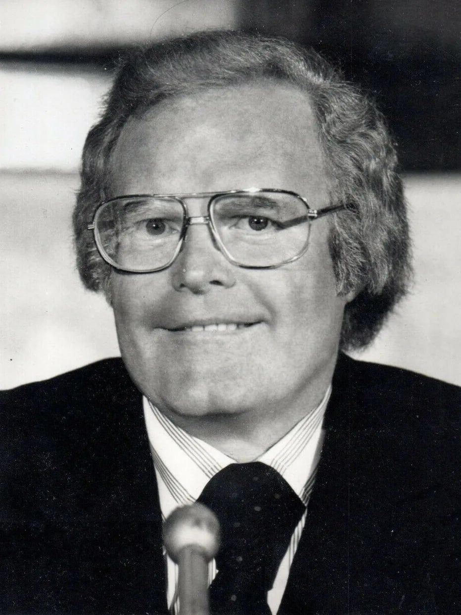 Porträt von Roone Arledge (1931–2002) – Gedenkseite